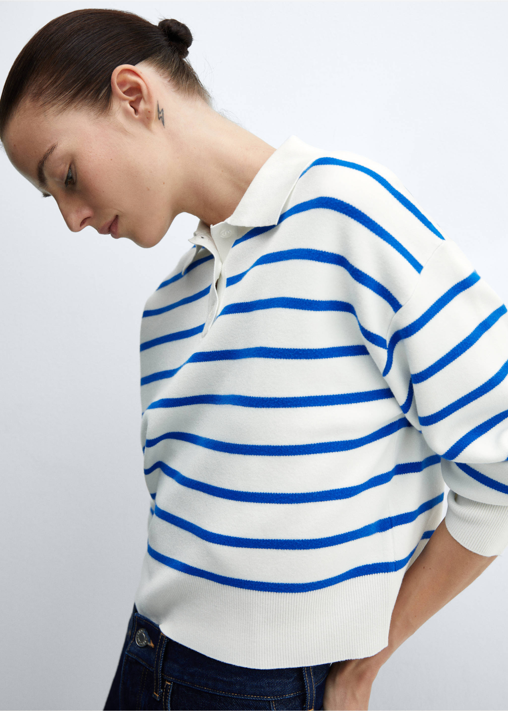 Striped polo-neck sweater - Details of the article 2, Vibrant blue. Ref: 67013274-00.