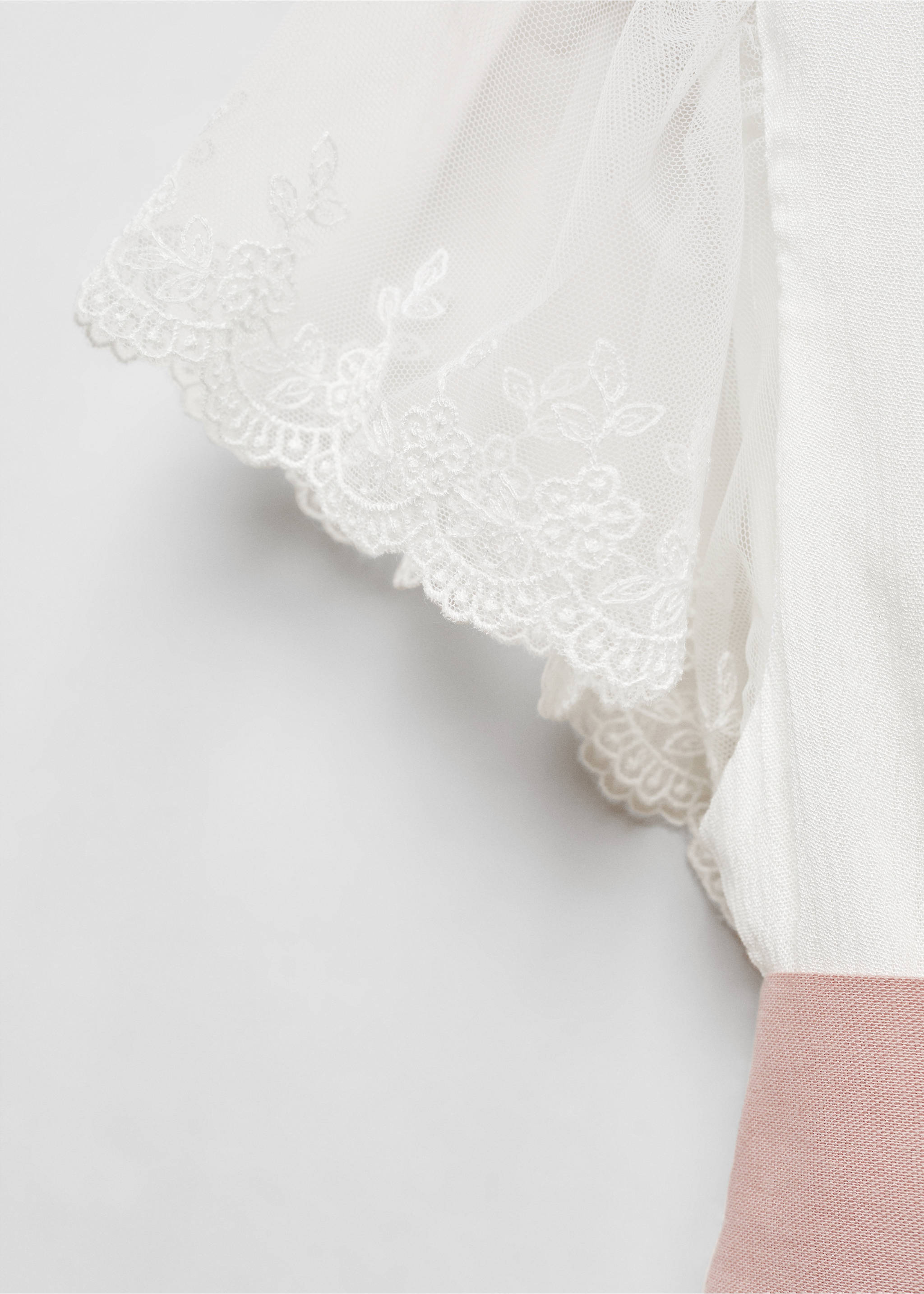 Bow embroidered dress - Details of the article 8, White. Ref: 67013699-00.