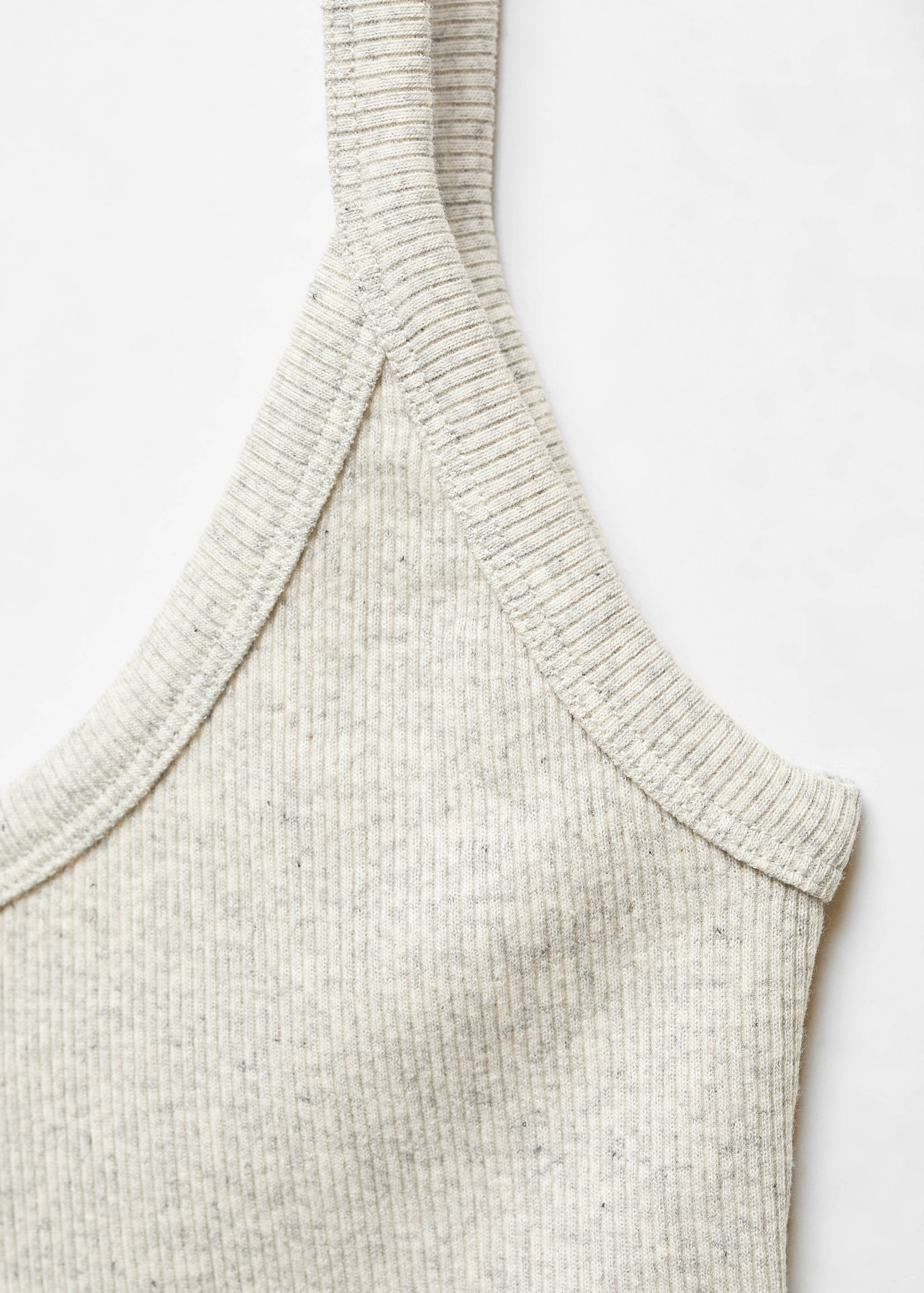 Débardeur décolleté plongeant - Détail de l'article 8