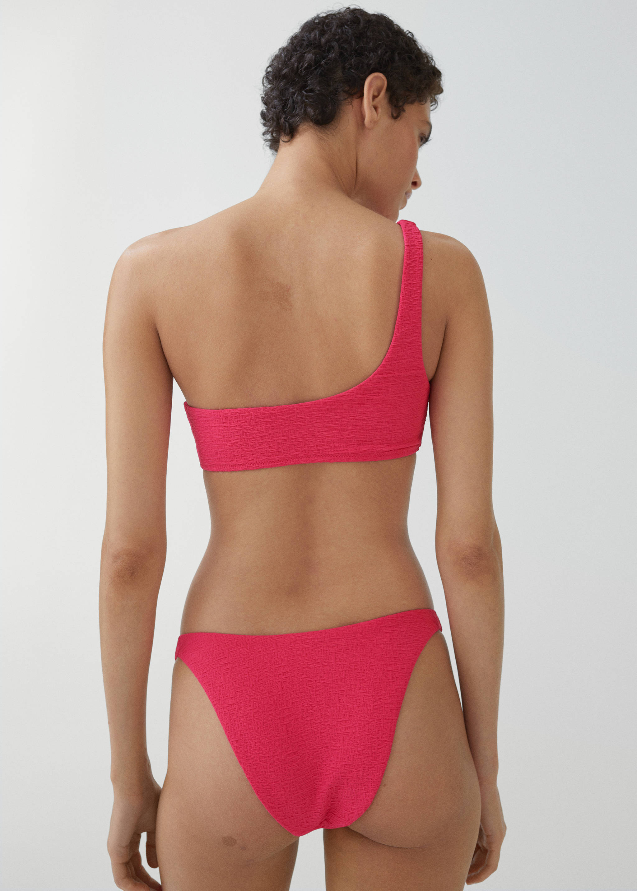 Texturált, klasszikus bikinialsó - A cikk hátulja