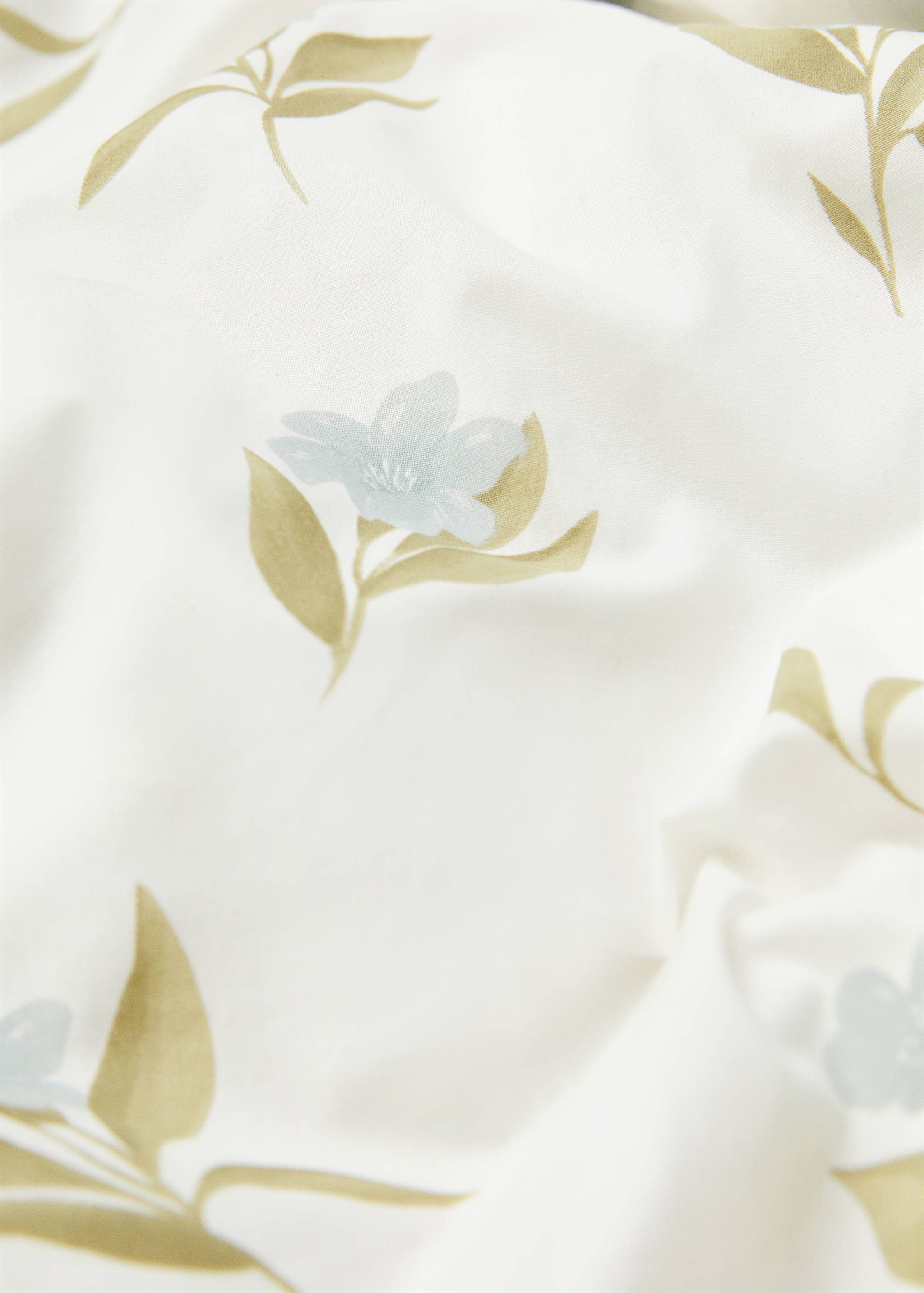 Duvet cover with floral design for King bed - Details of the article 2