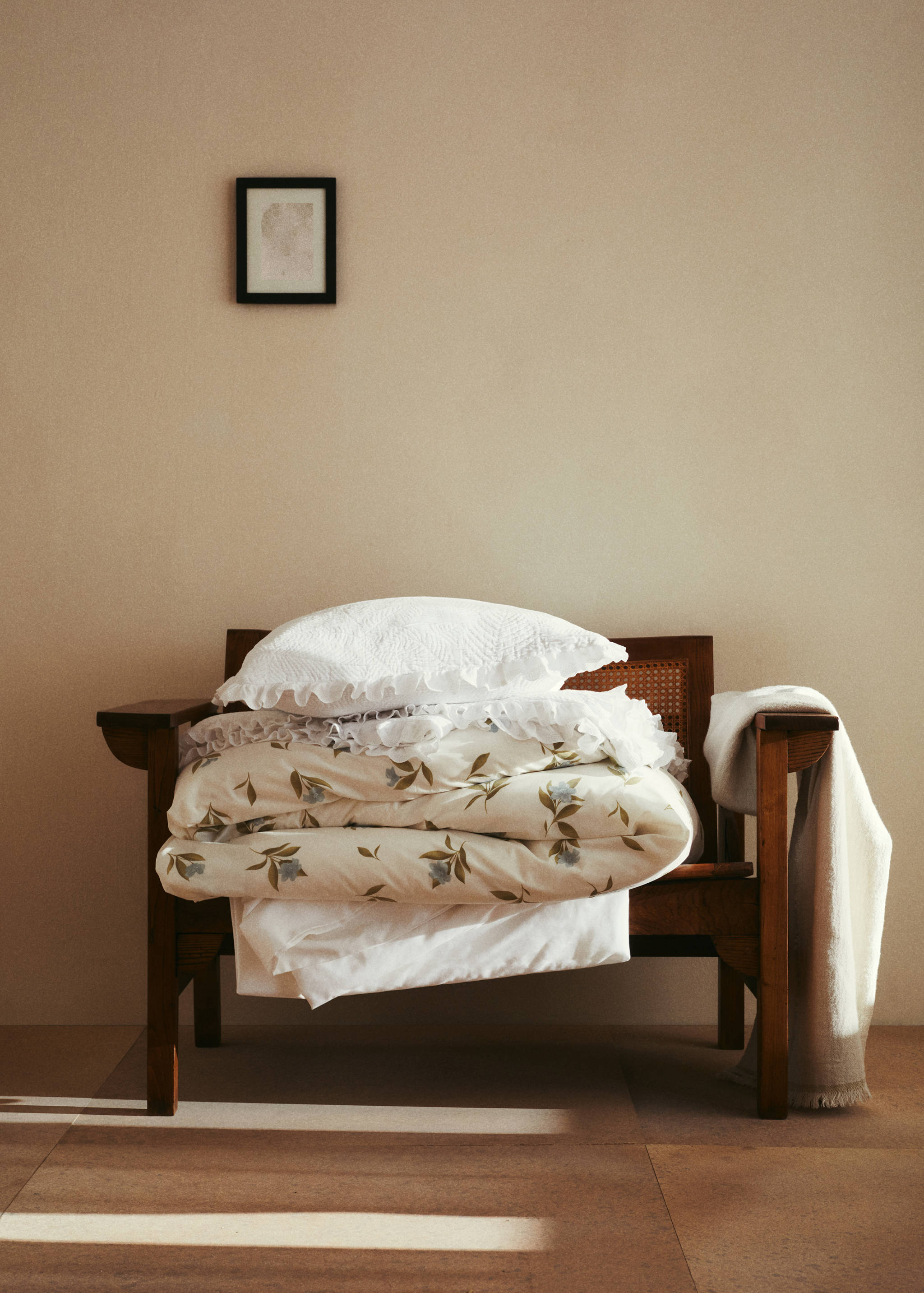 Duvet cover with floral design for King bed - Details of the article 6