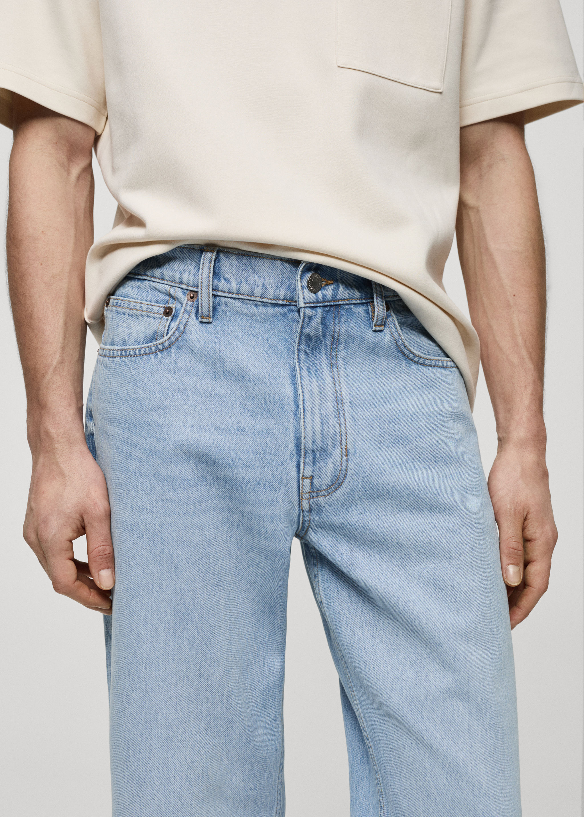 Straight-Fit-Jeans mit Washed-Effekt - Detail des Artikels 1