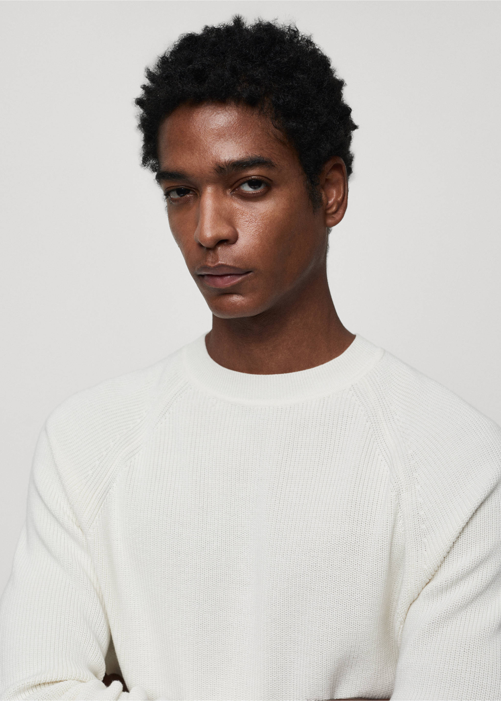 Ribbed round-neck sweater - Details of the article 1, Off White. Ref: 67014452-00.