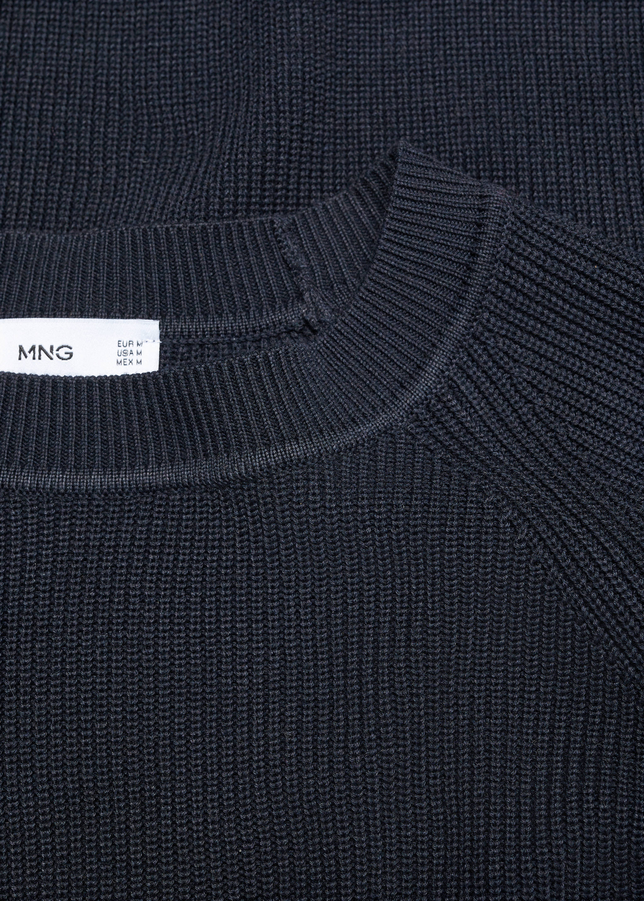 Ribbed round-neck sweater - Details of the article 8