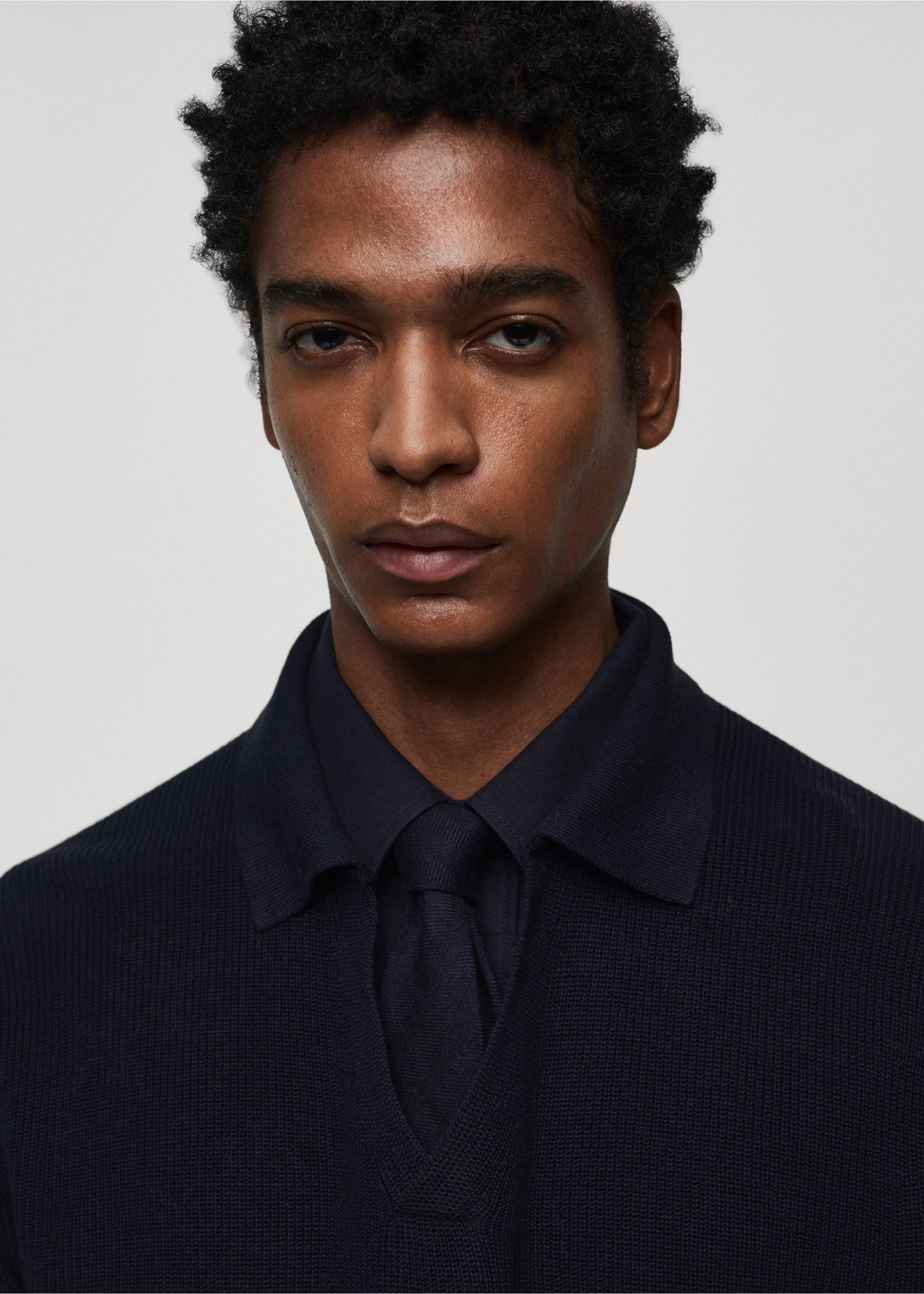 Polo maille côtelée - Détail de l'article 1, Bleu marine foncé. Ref: 67014453-00.