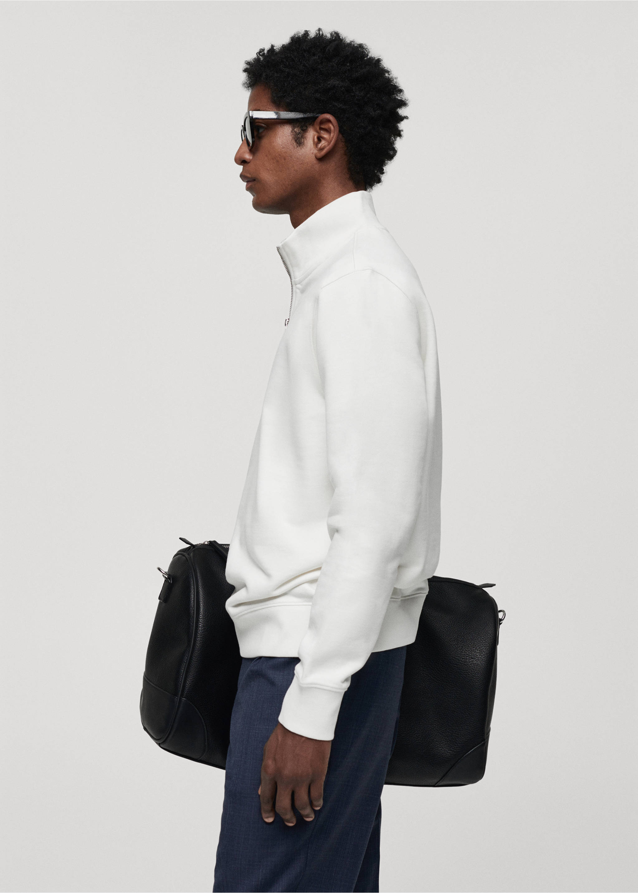 Sweat-shirt coton zip - Détail de l'article 2, Écru. Ref: 67014462-00.