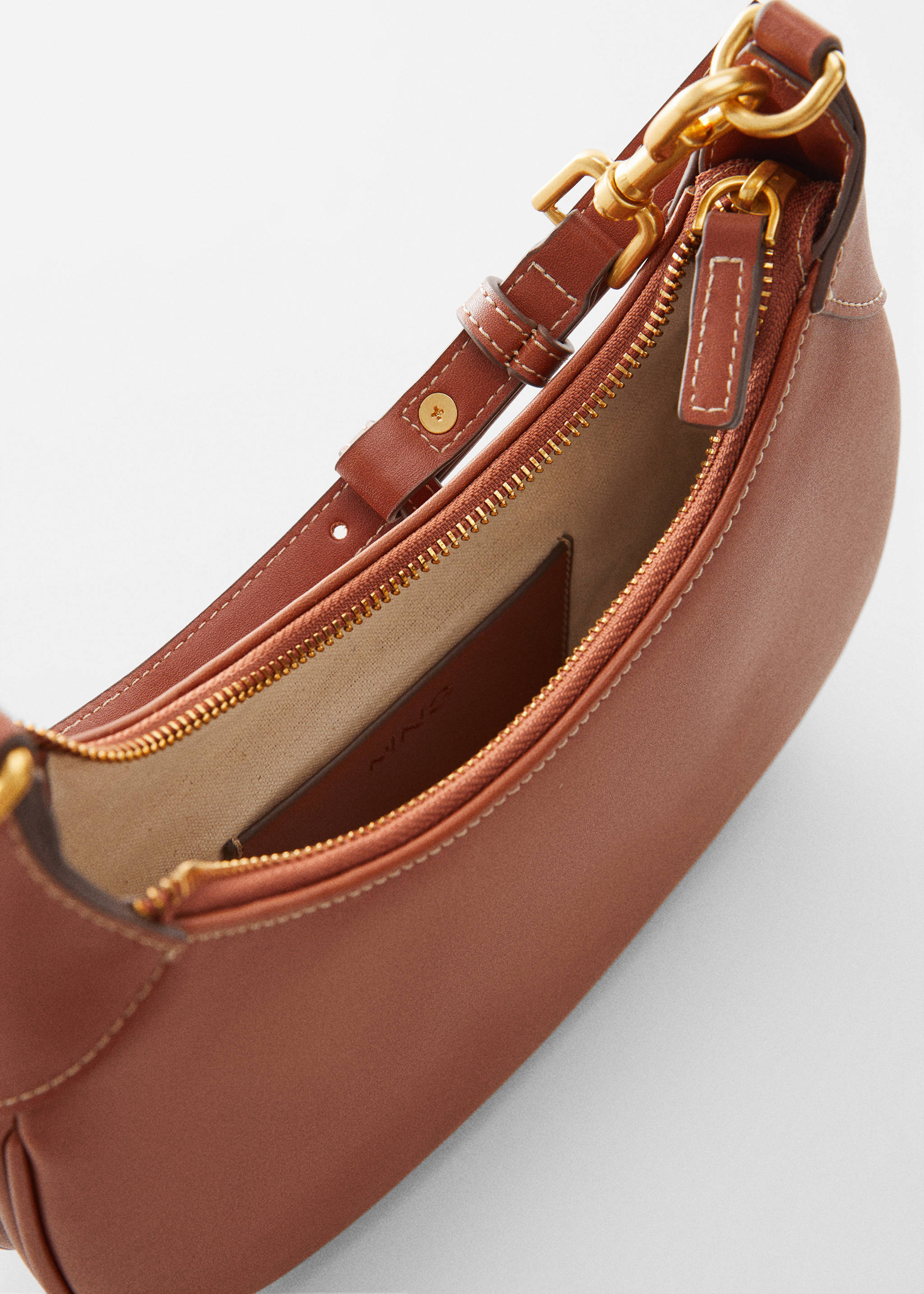 Oval short handle bag - Details of the article 2