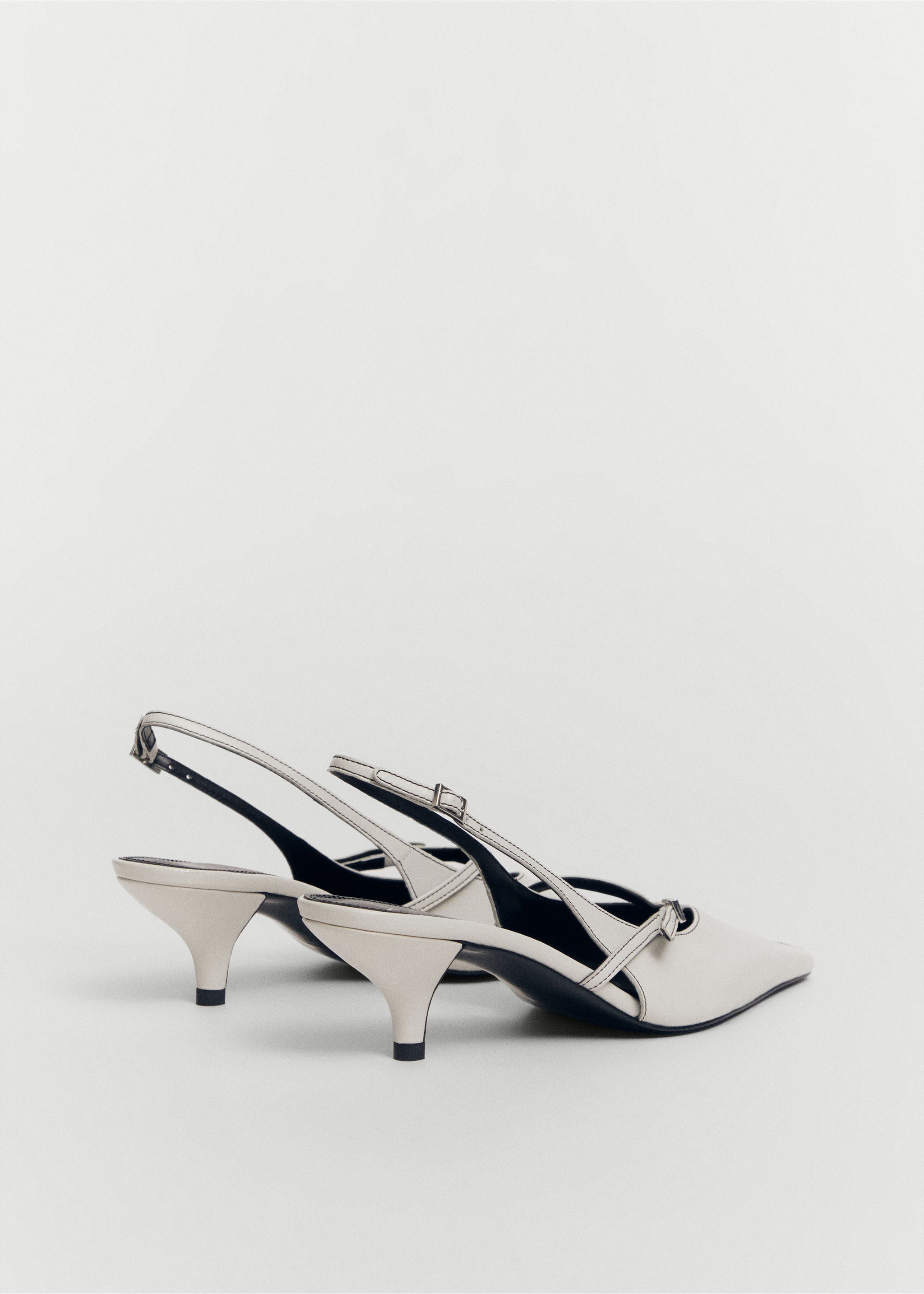 Slingbacks aus Leder mit Riemen - Detail des Artikels 1