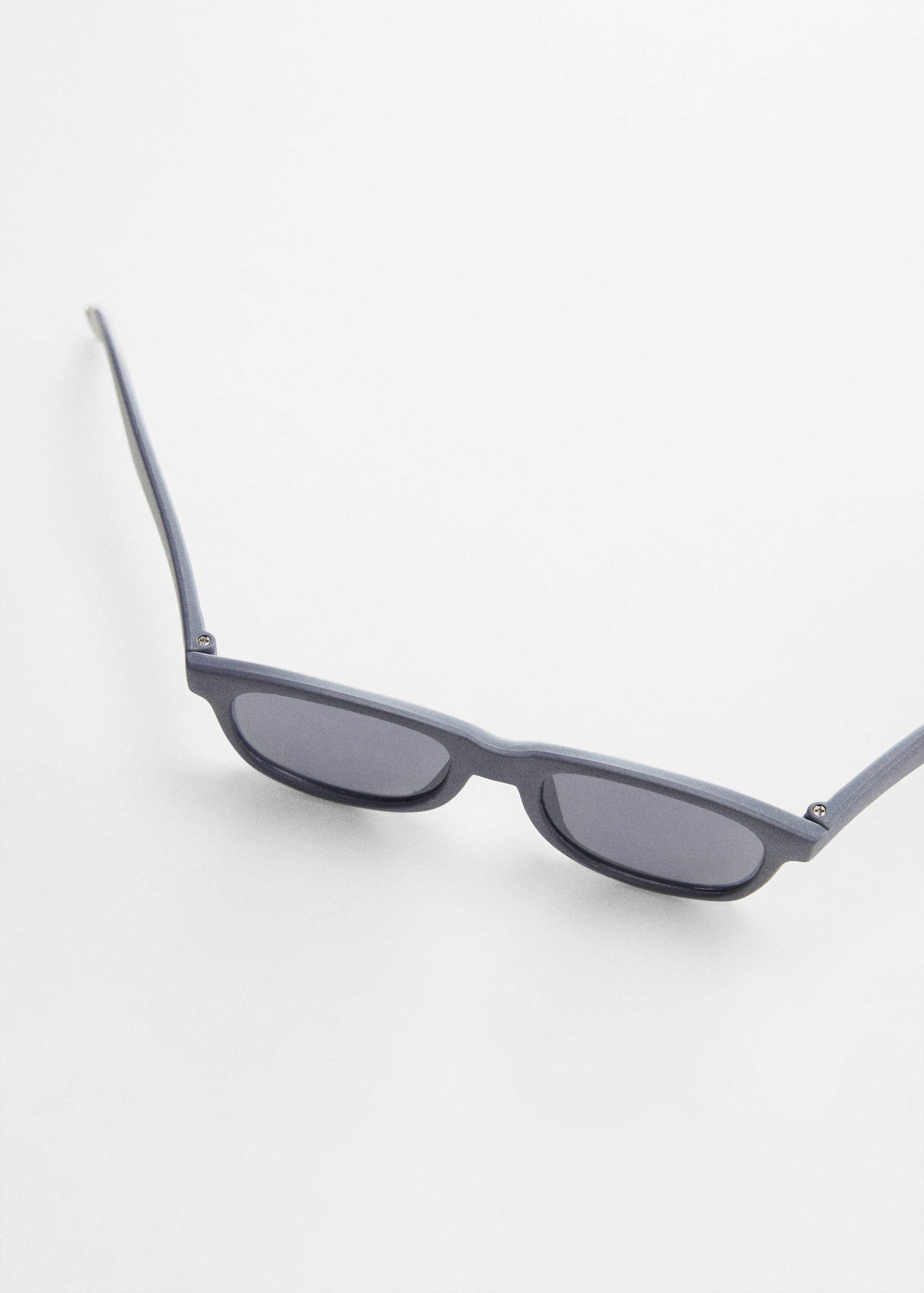 Resin frame sunglasses - Details of the article 2