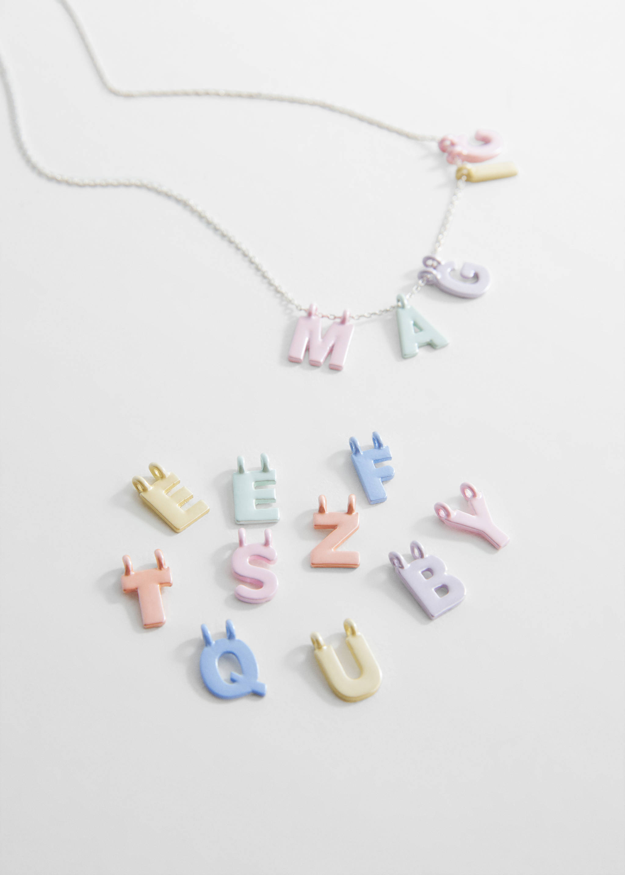 Letters bead necklace - Medium plane