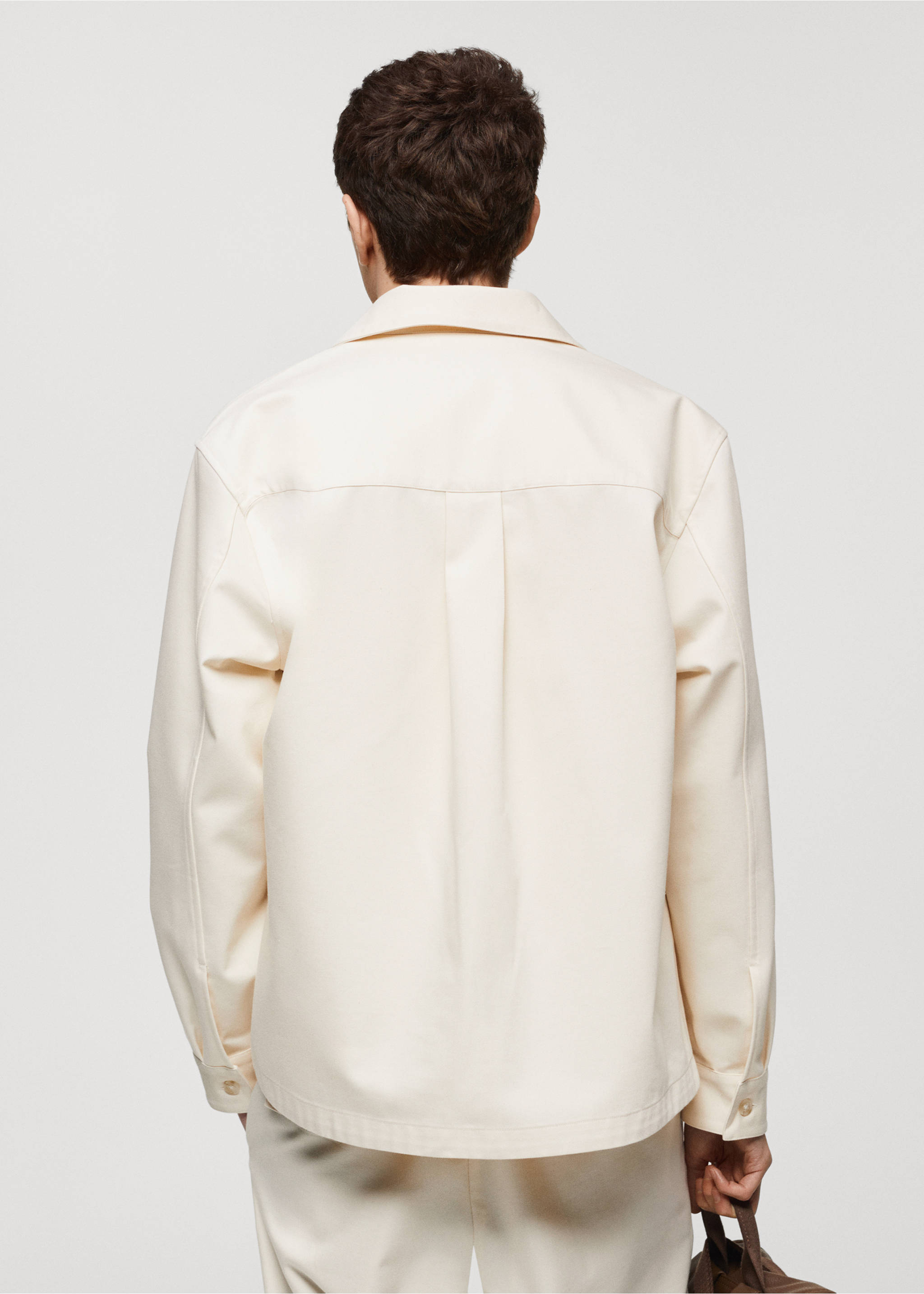 Cotton overshirt with pocket - Reverse of the article, White. Ref: 67015156-00.