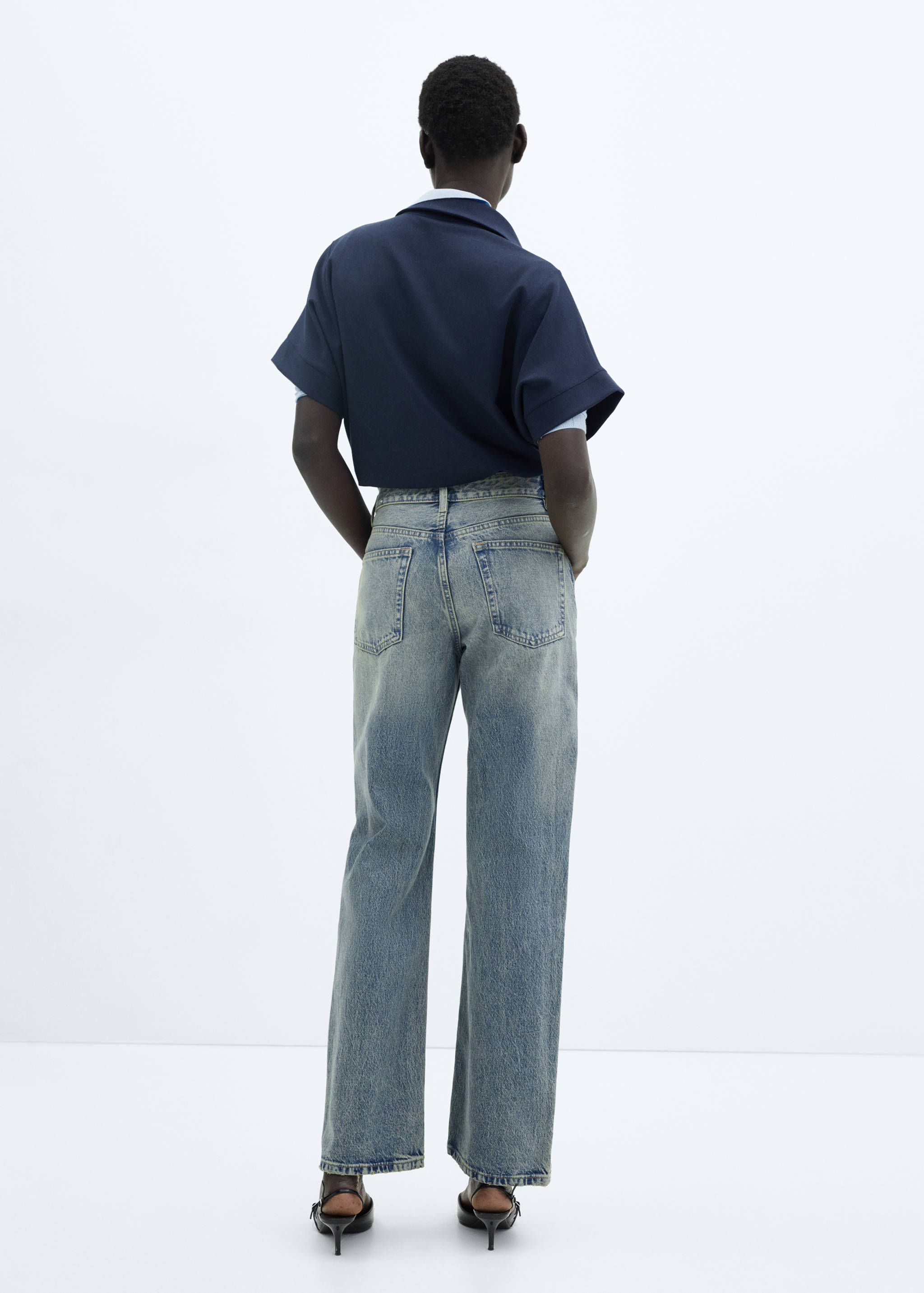 Mid-rise straight jeans - Reverse of the article