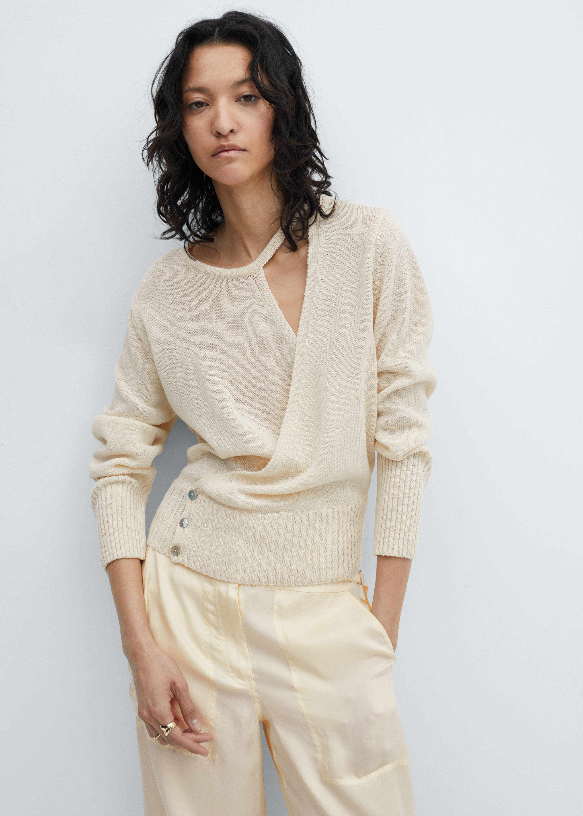 Wrap sweater with slit detail - Medium plane