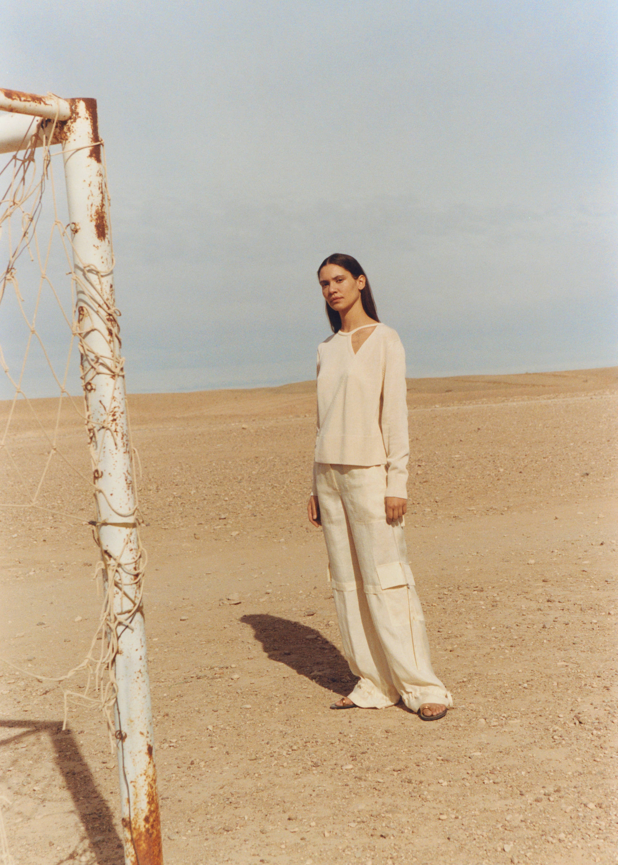 Wrap sweater with slit detail - Details of the article 3