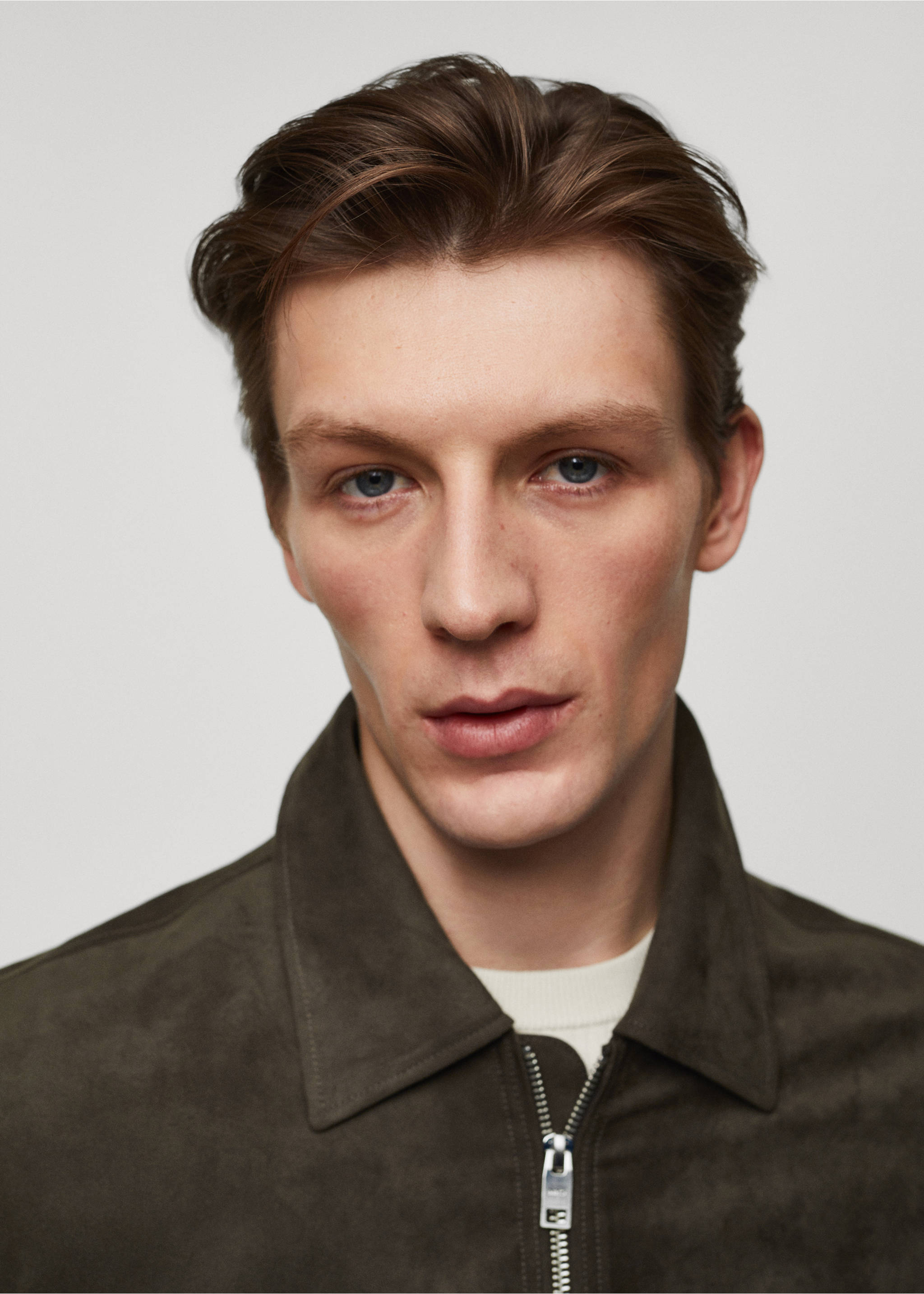 Suede-effect jacket with zip - Details of the article 1, Grey. Ref: 67015979-00.