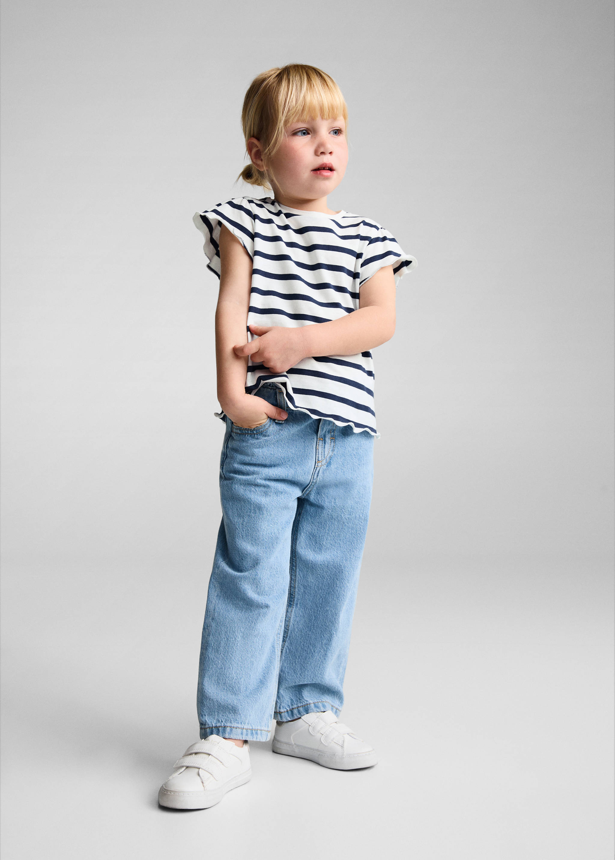 Ruffled striped t-shirt - General plane