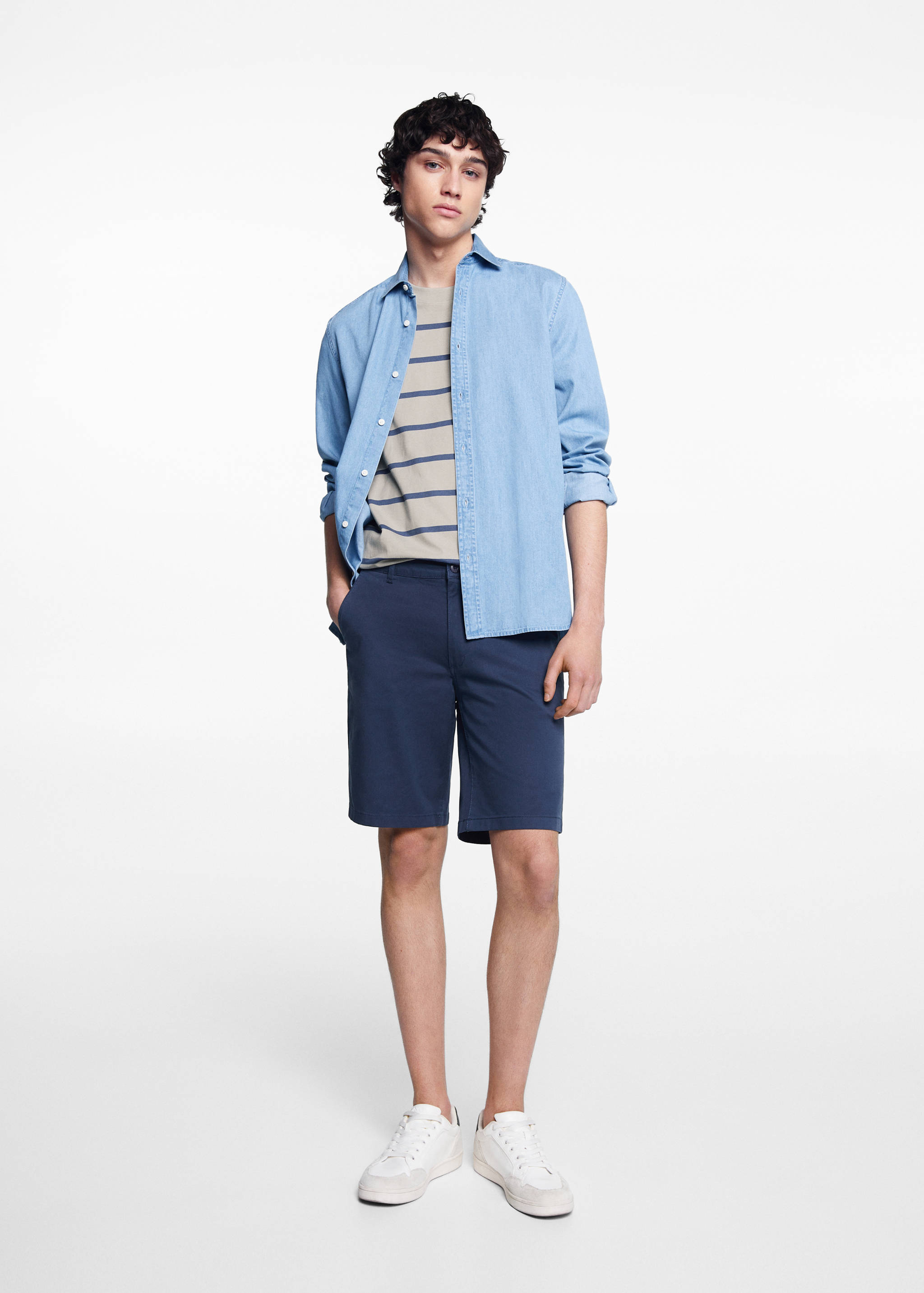 Slim fit cotton Bermuda shorts - General plane