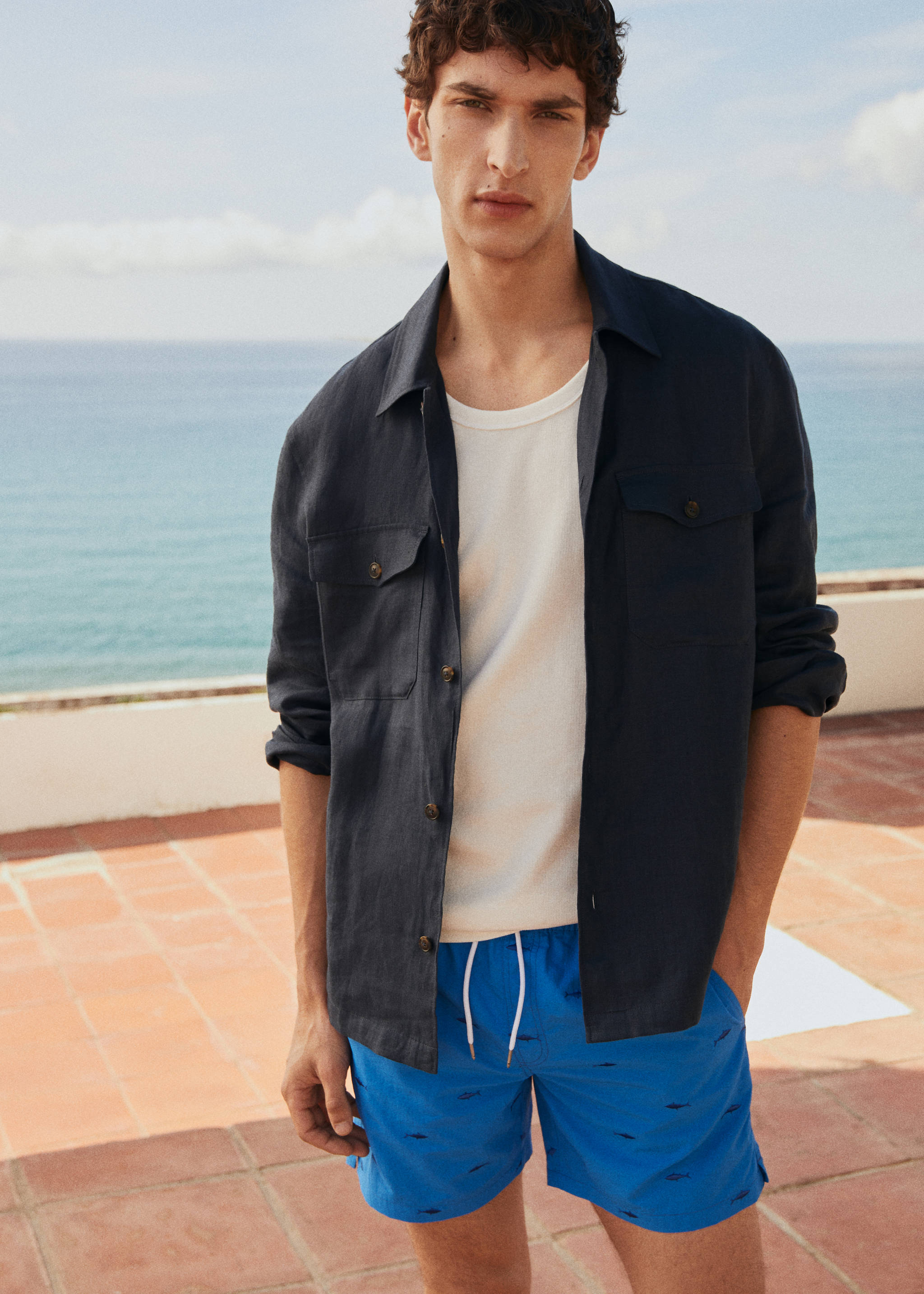 Bañador bordado pez cordón - Detalle del artículo 5, Azul celeste. Ref: 67016053-00.