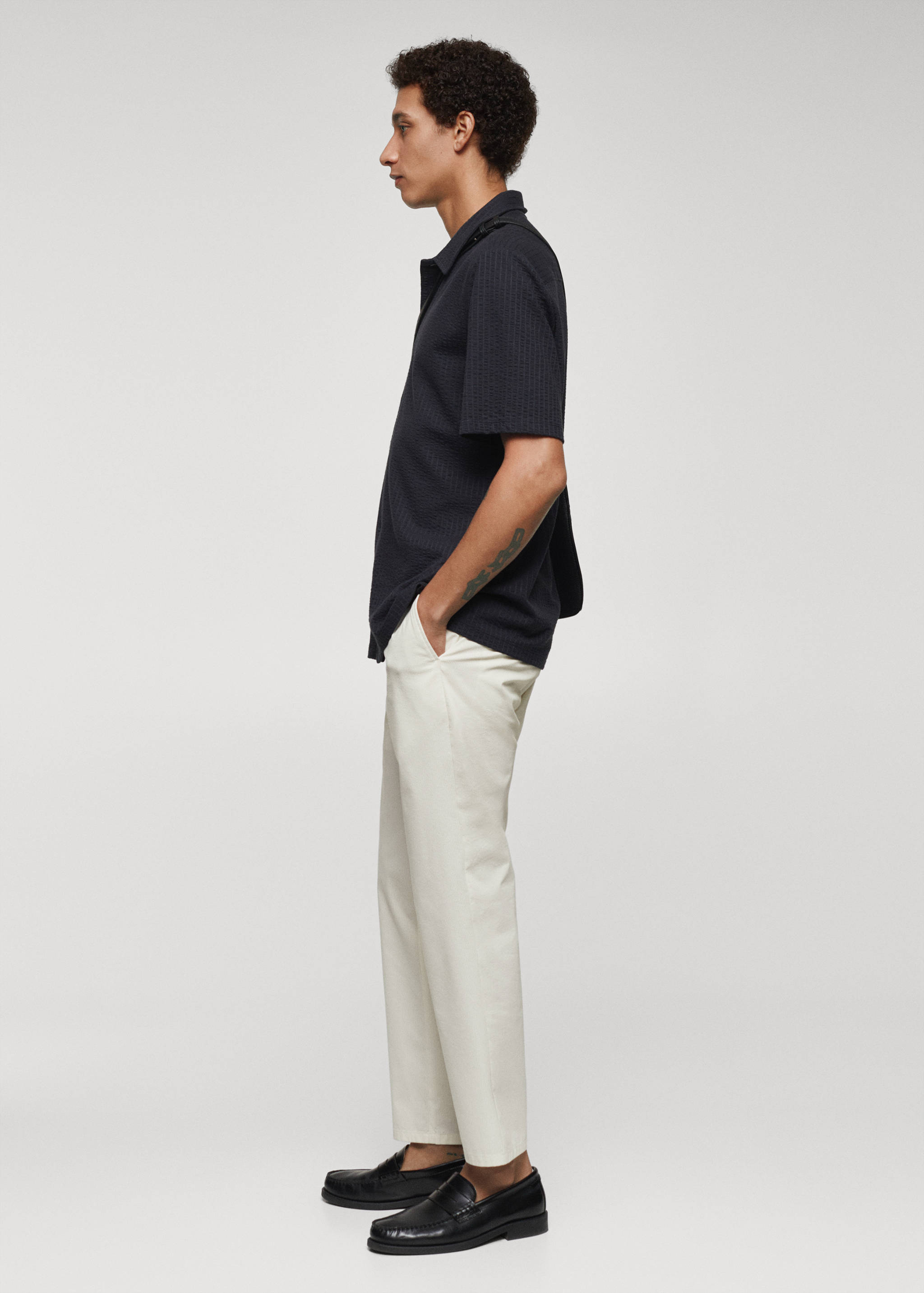 Cotton seersucker trousers with drawstring - Details of the article 2