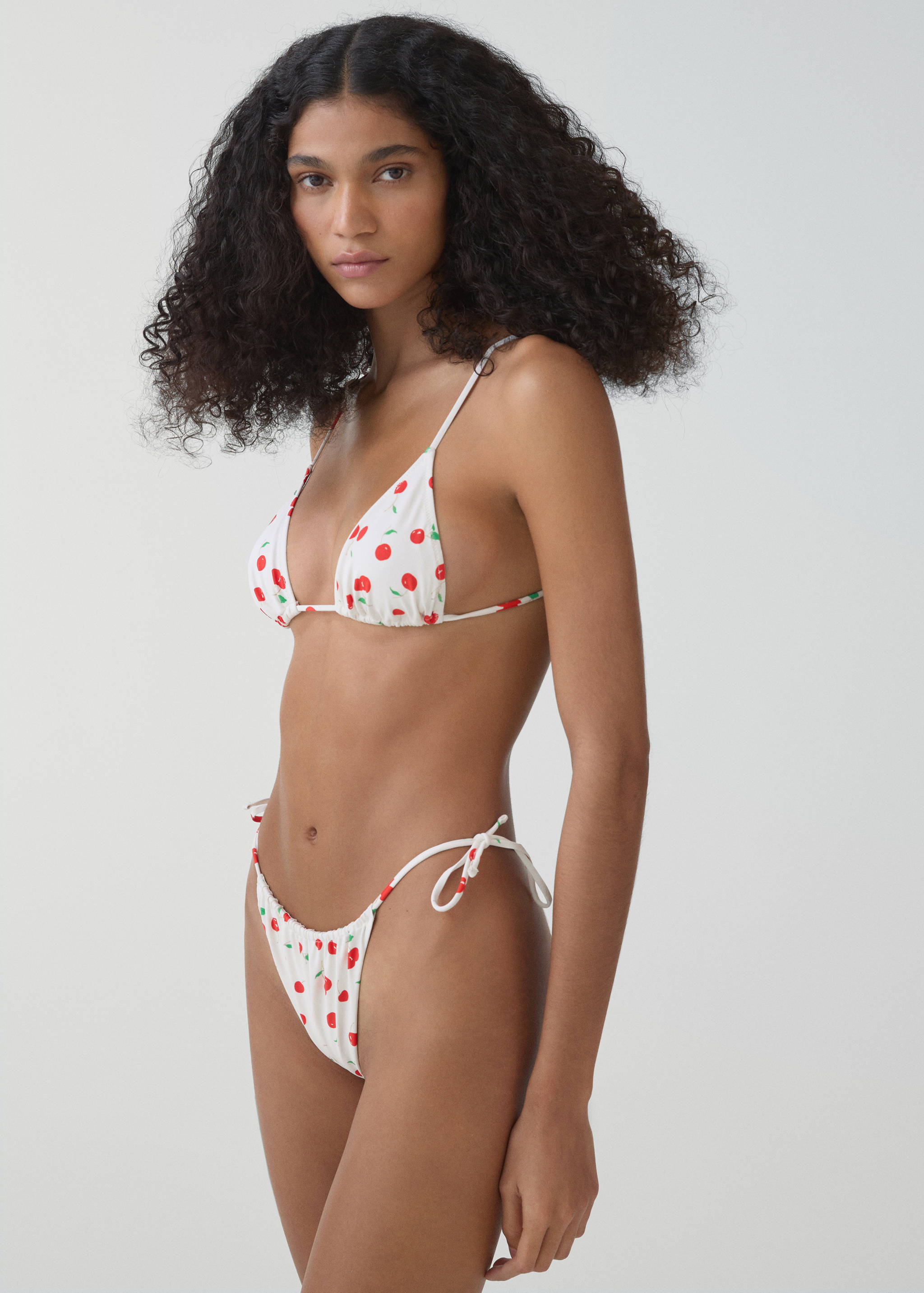 Cherry bikini top - Medium plane