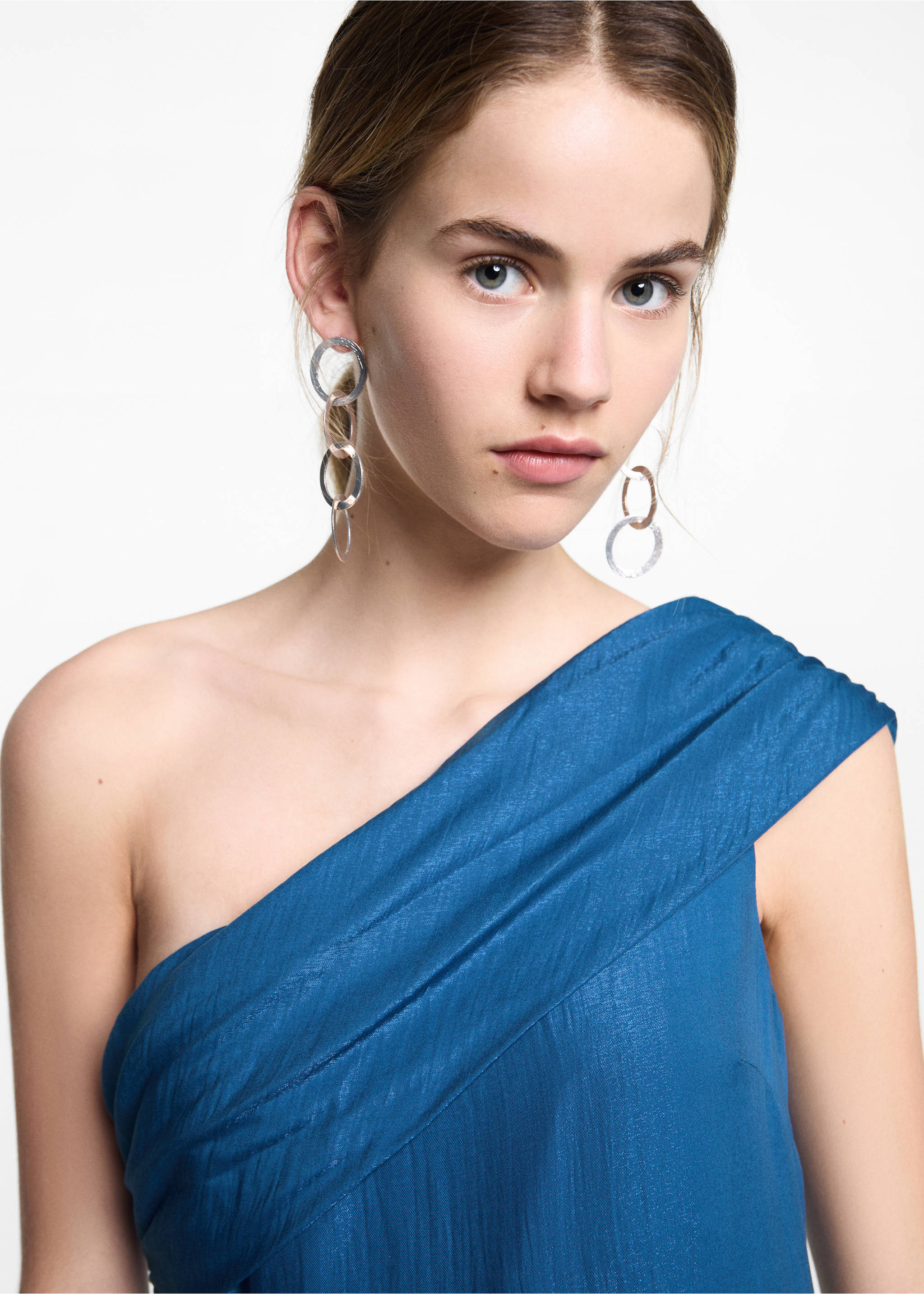 Mono largo asimétrico - Detalle del artículo 1, Azul. Ref: 67016755-00.