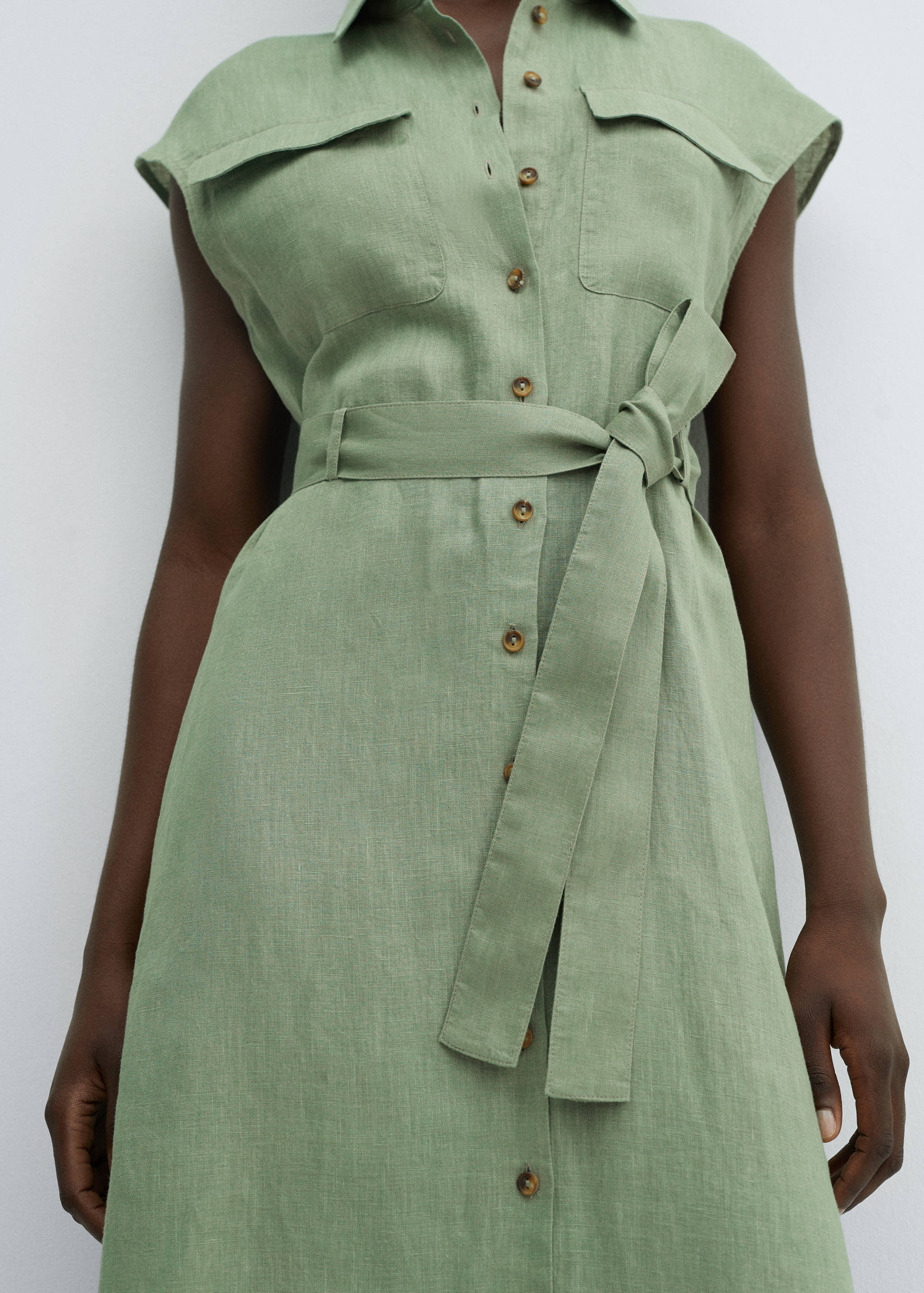 Hemdblusenkleid aus 100 % Leinen - Detail des Artikels 3