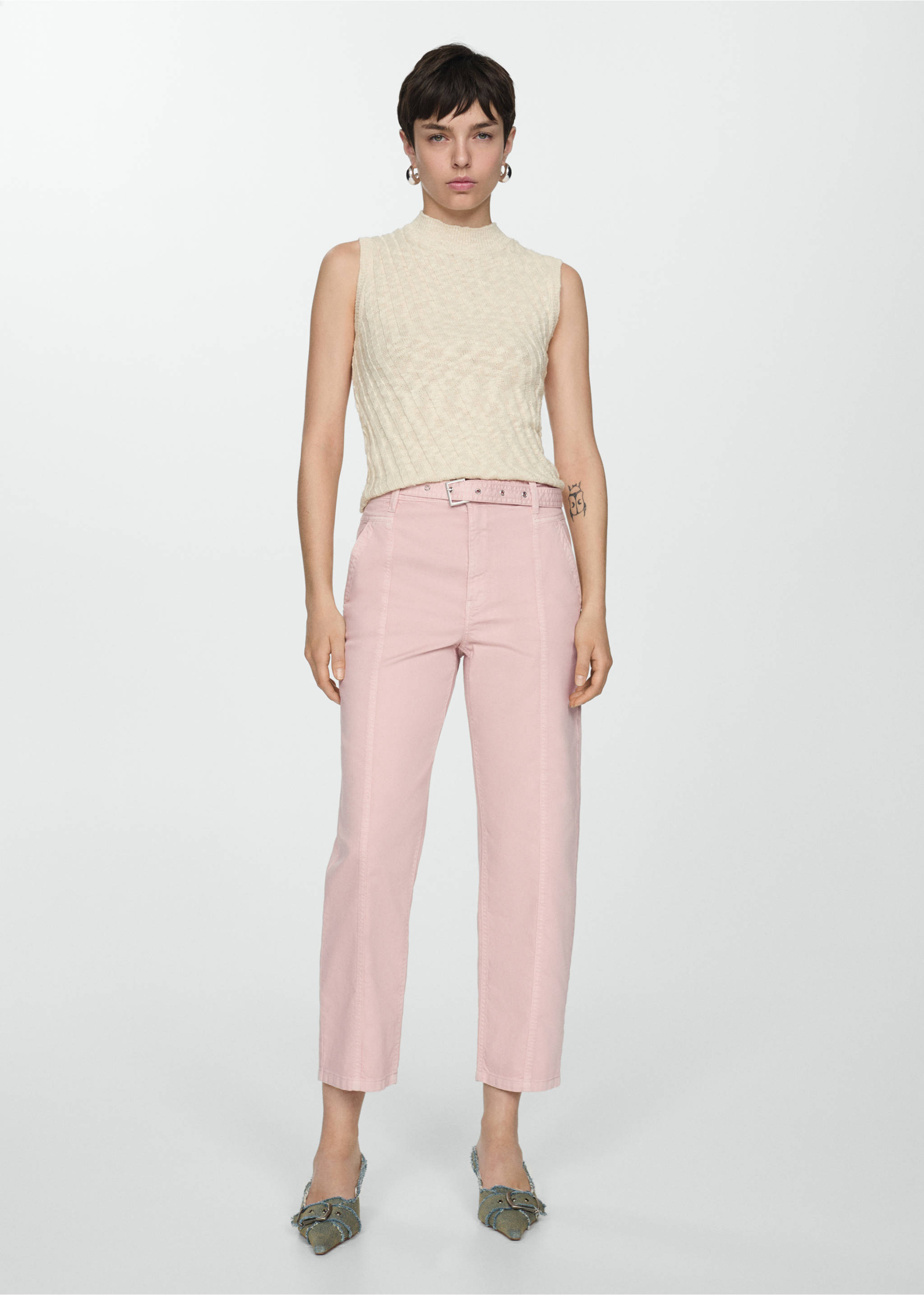 Jeans slouchy med dekorativt belte - Total bildeutsnitt, Lys/pastell lilla. Ref: 67017127-00.