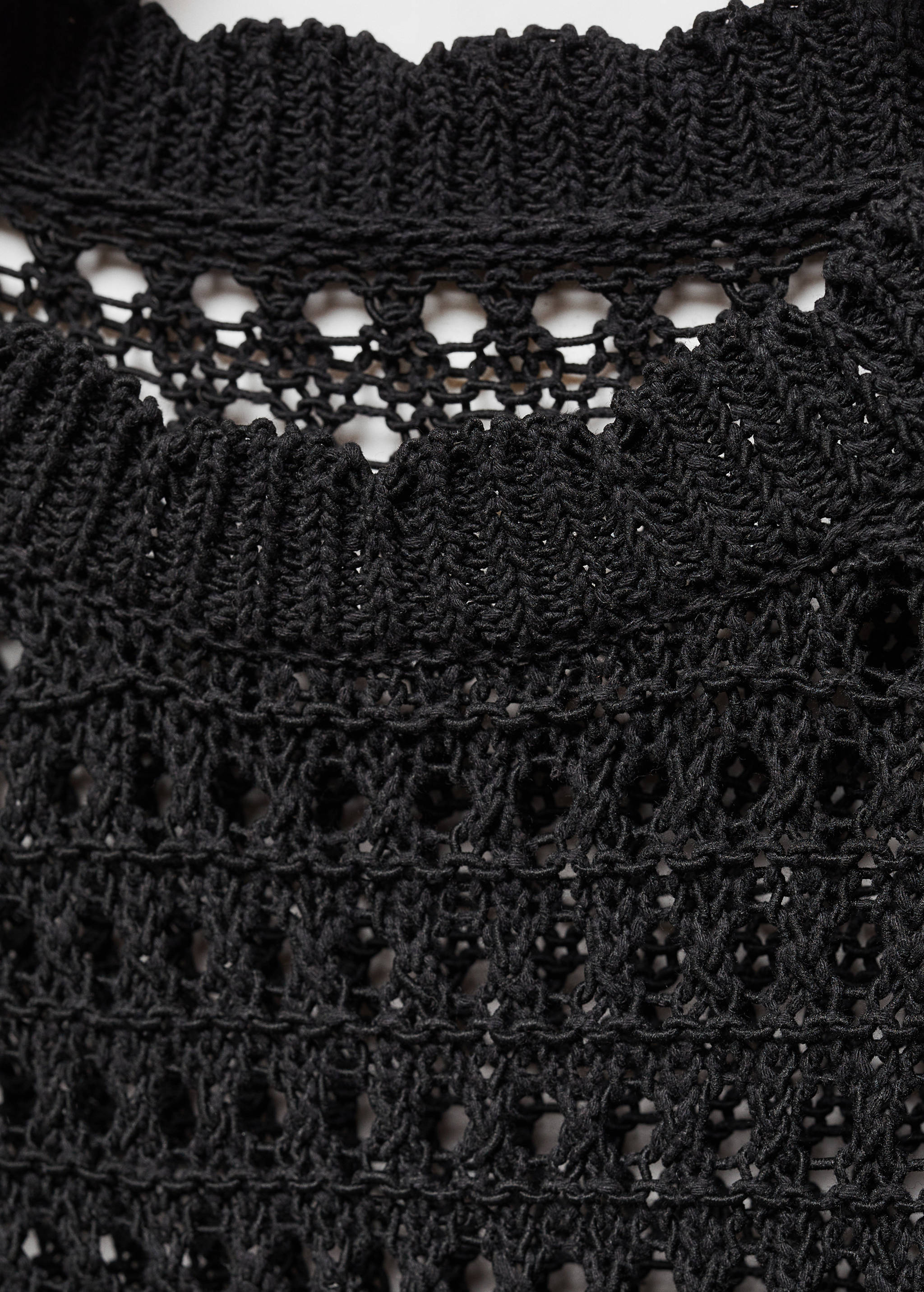 Strickpullover mit Lochmusterdetails - Detail des Artikels 8