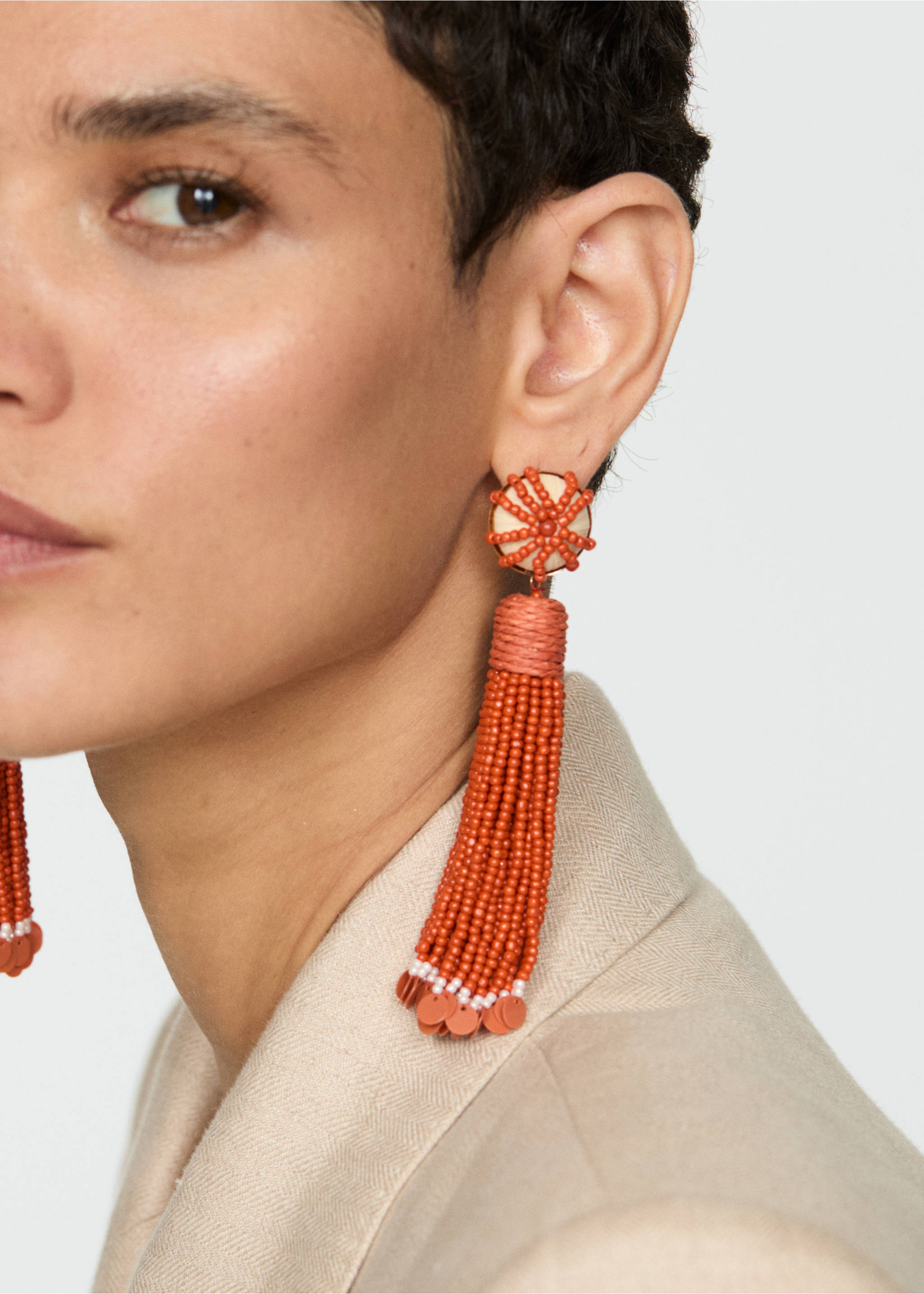 Beaded drop earrings - Details of the article 9, Russet. Ref: 67017725-00.