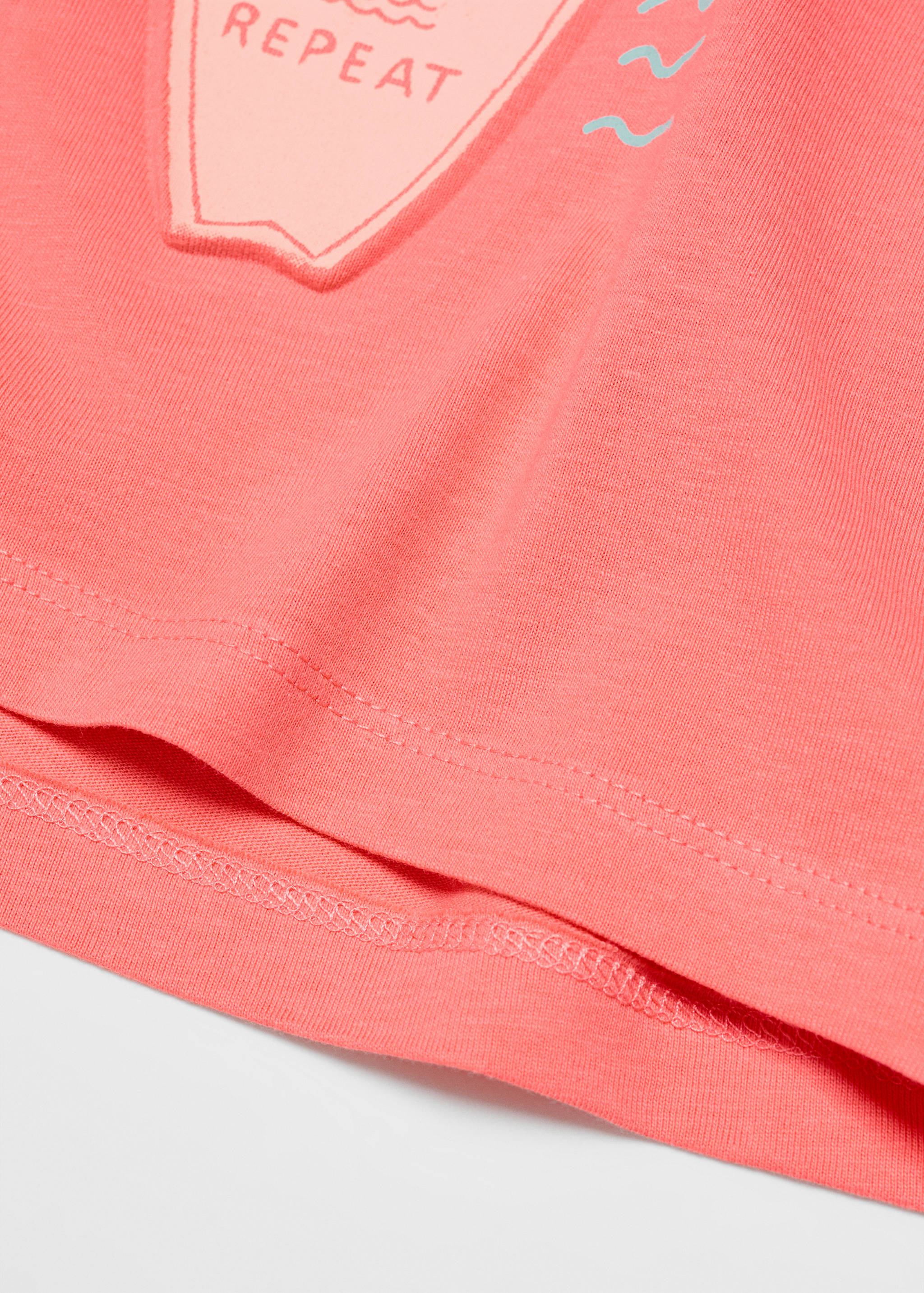 Cotton t-shirt with printed message - Details of the article 0