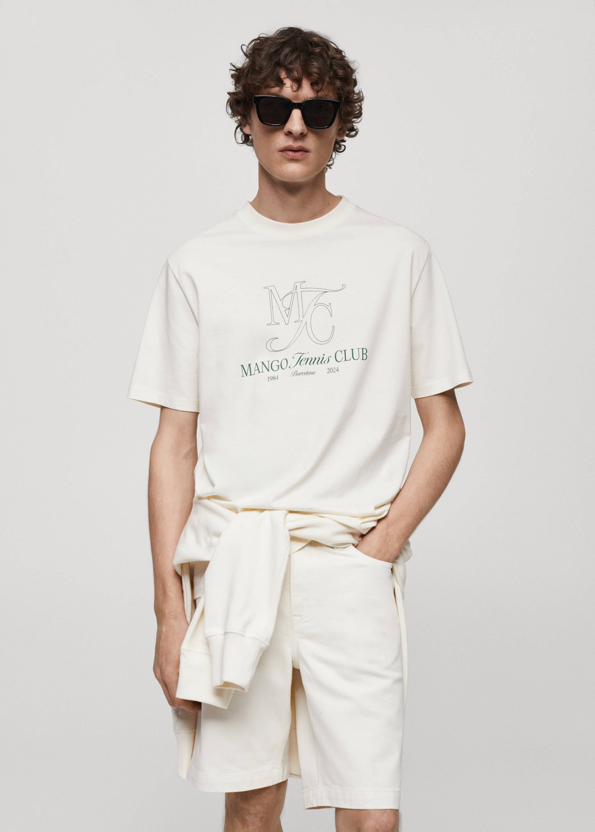 100% cotton printed t-shirt - Medium plane