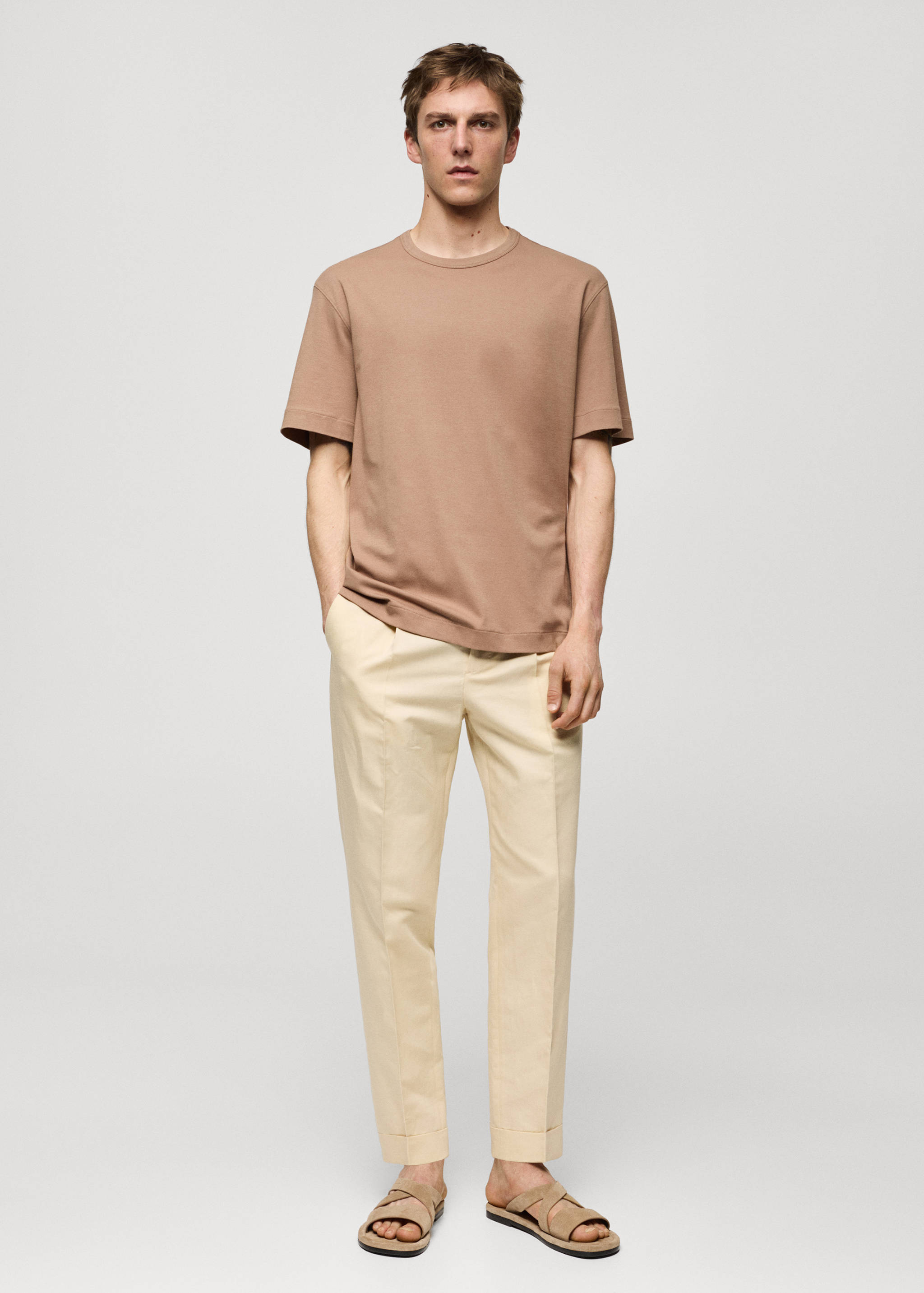 100% cotton slim-fit t-shirt - General plane