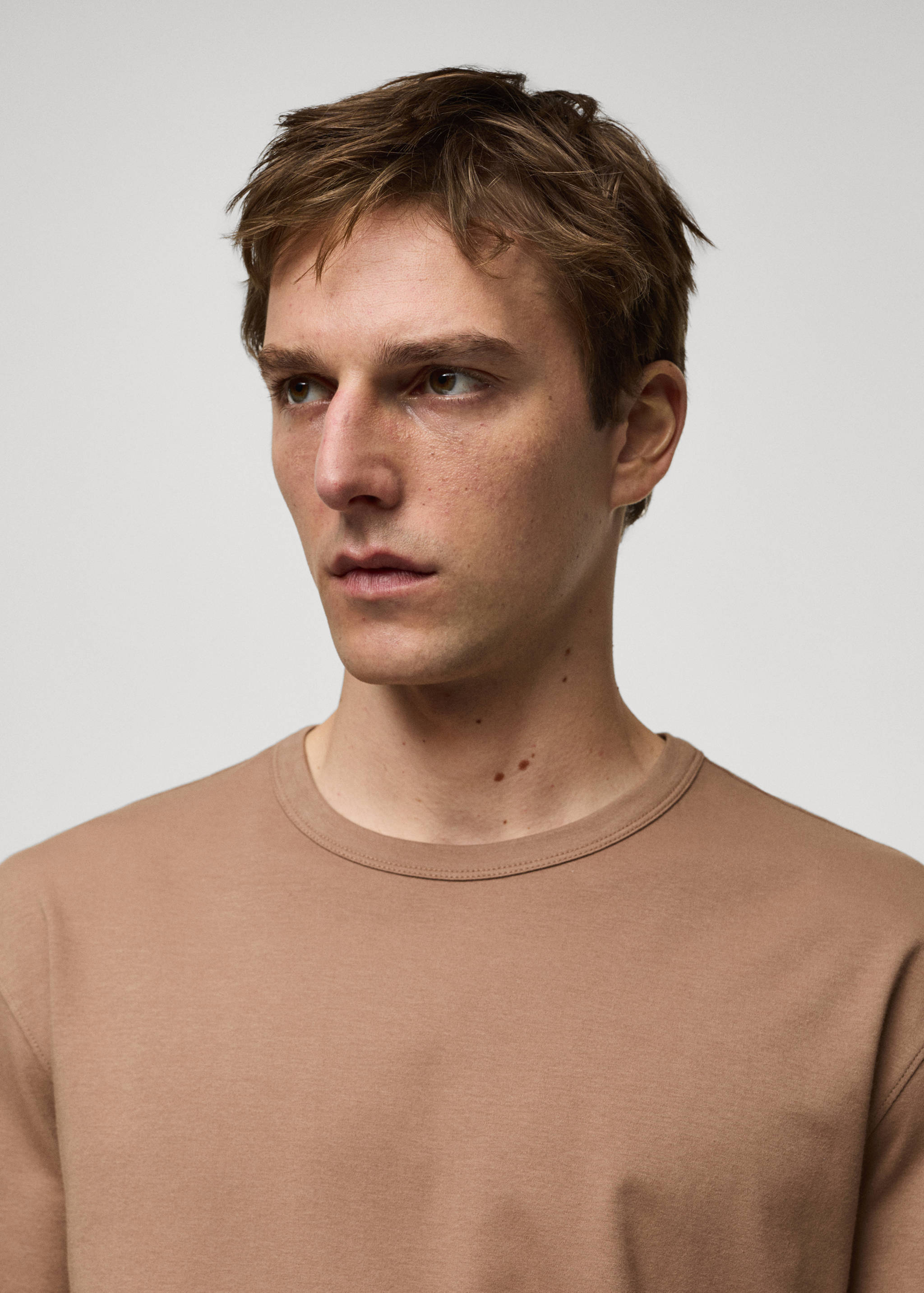 100% cotton slim-fit t-shirt - Details of the article 1