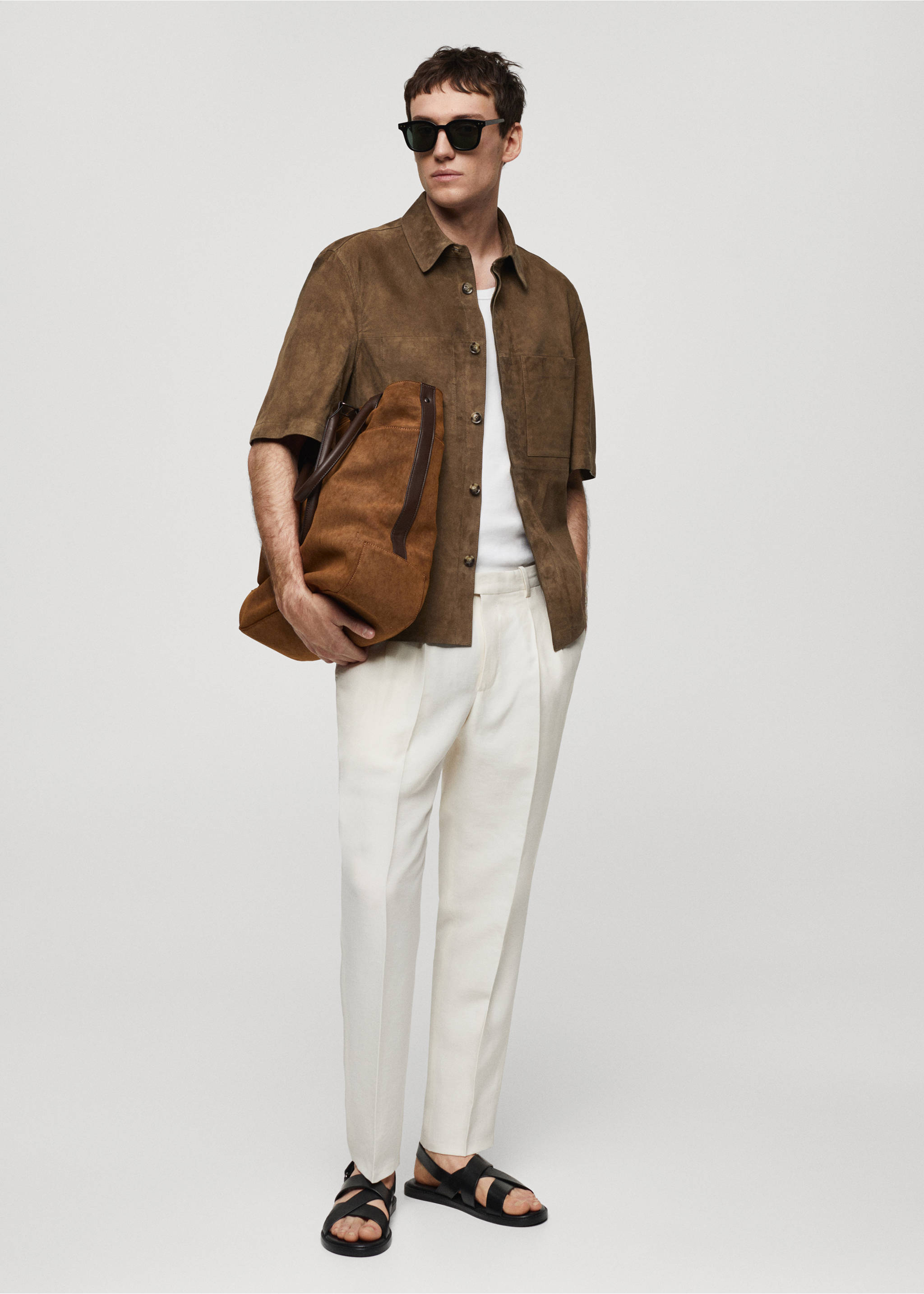 Pantaloni de in slim fit cu pense - Plan general, Ecru. Ref: 67018270-00.