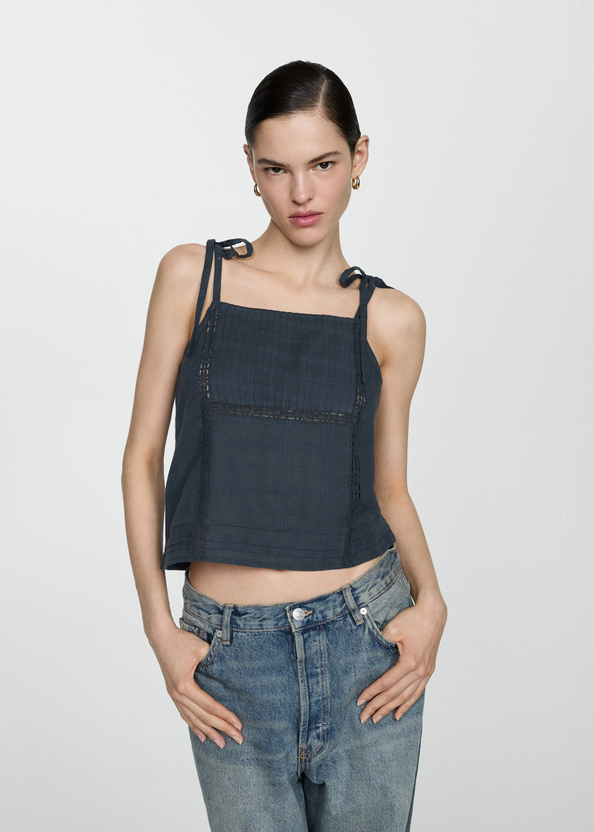 Top bordado algodão - Plano médio