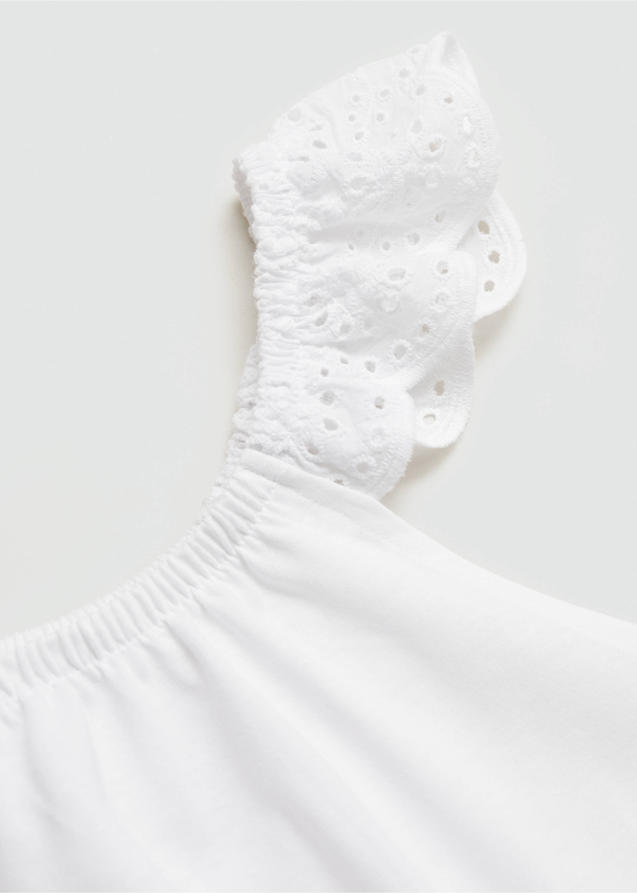 Ruffled strap t-shirt - Details of the article 8, Off White. Ref: 67018654-00.