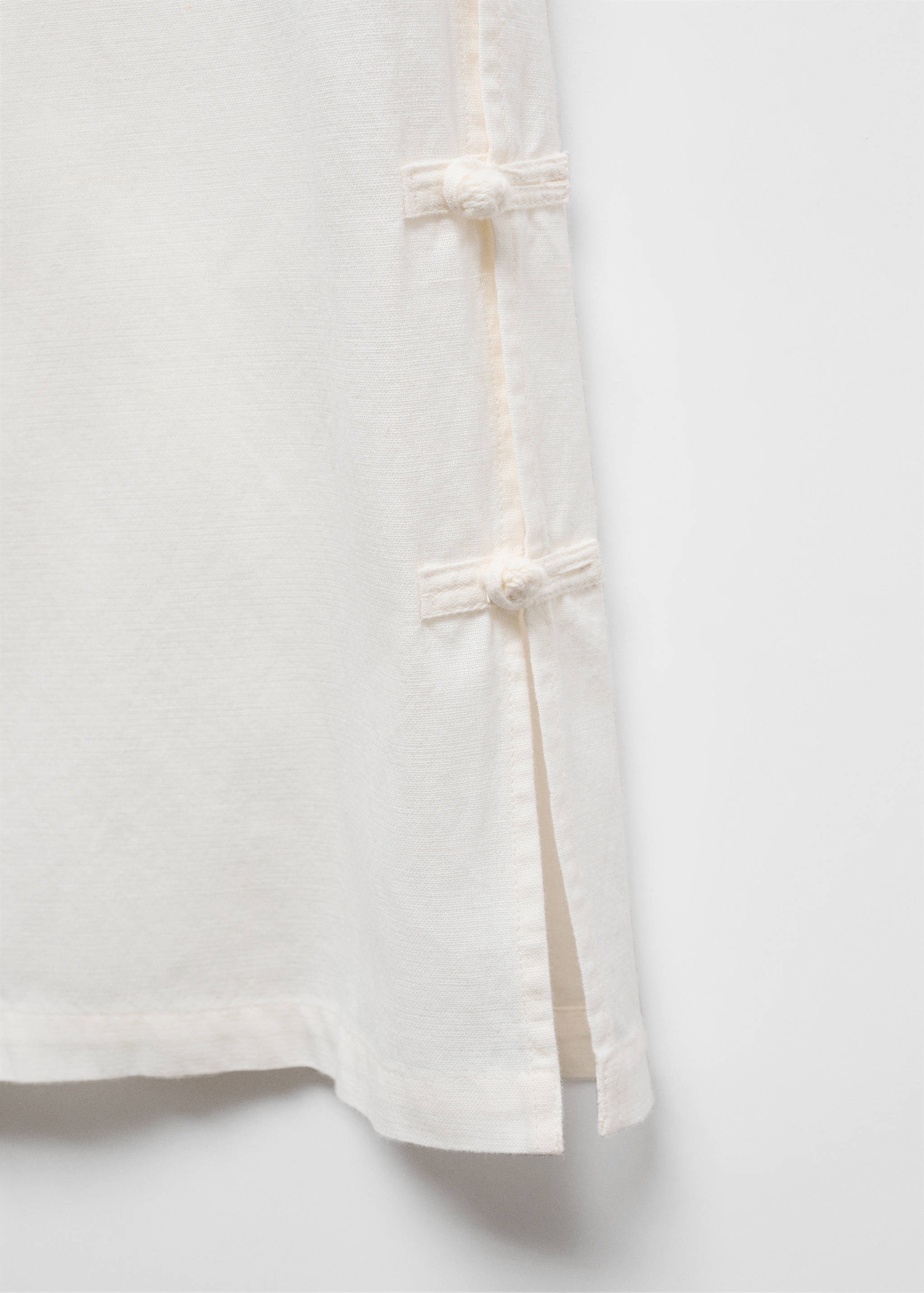 Wide leg pants with buttons - Details of the article 8