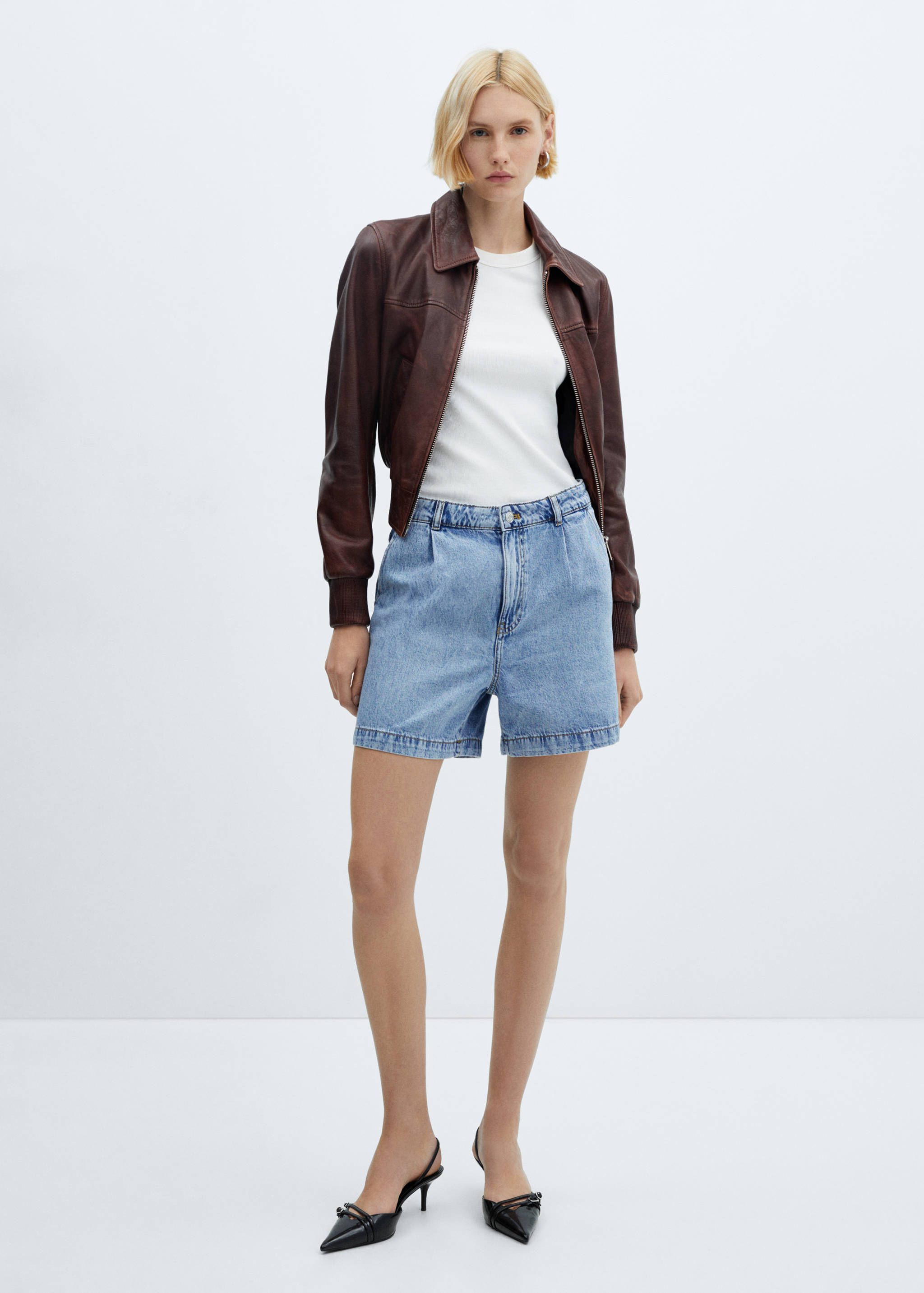Slouchy denim shorts - General plane