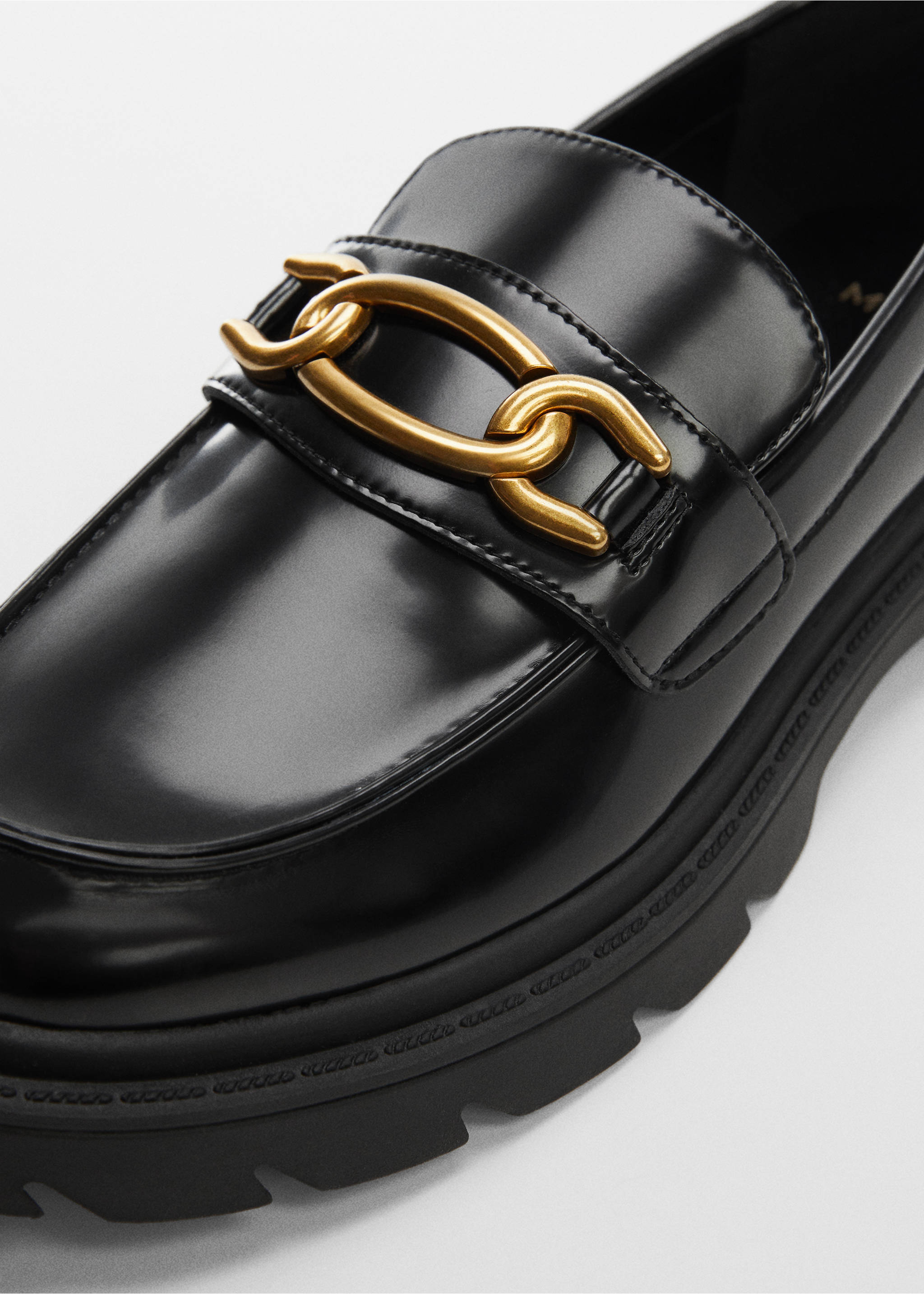 Track sole moccasin - Details of the article 2, Black. Ref: 67020264-00.