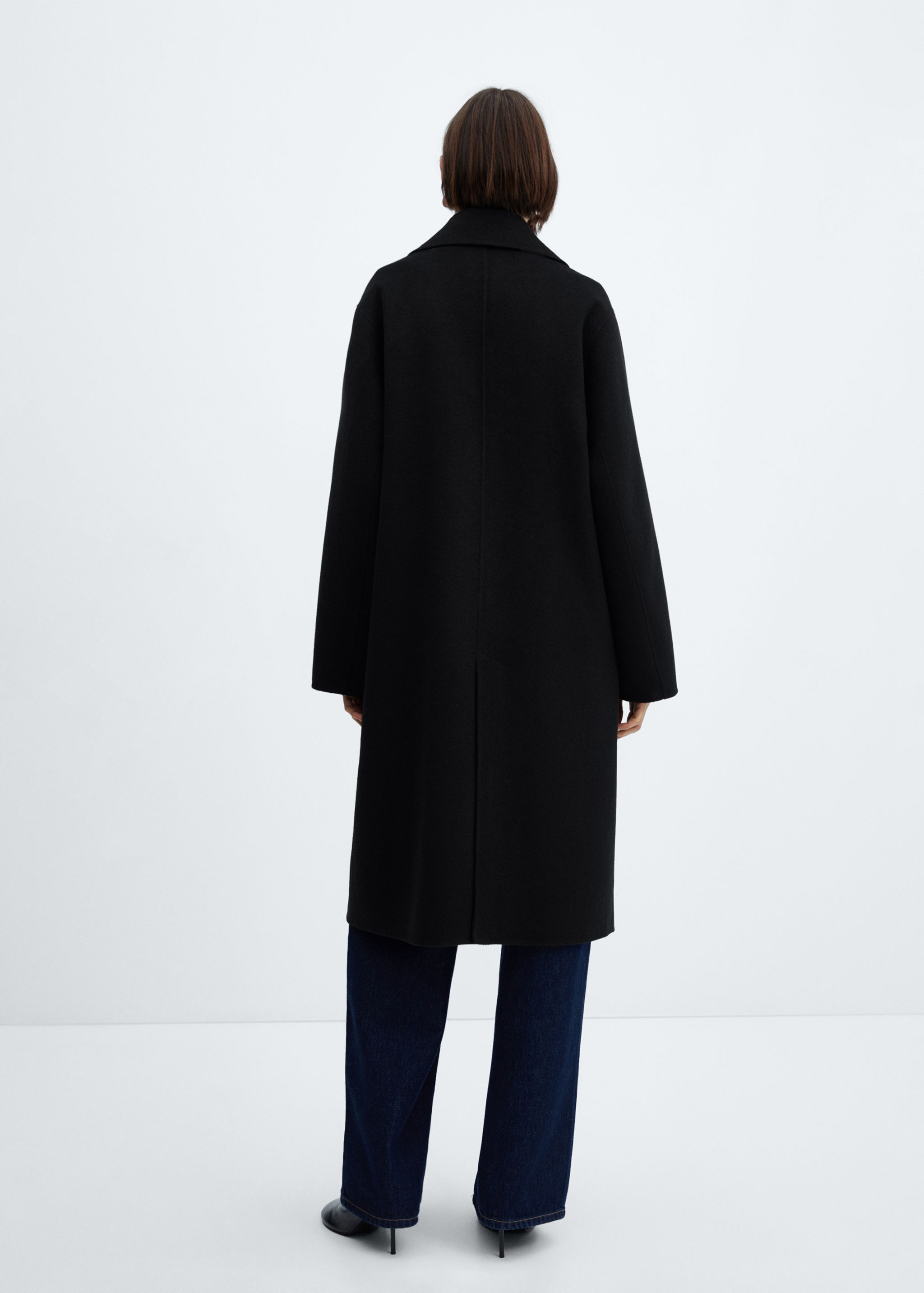 Handmade oversized wool coat - Reverse of the article