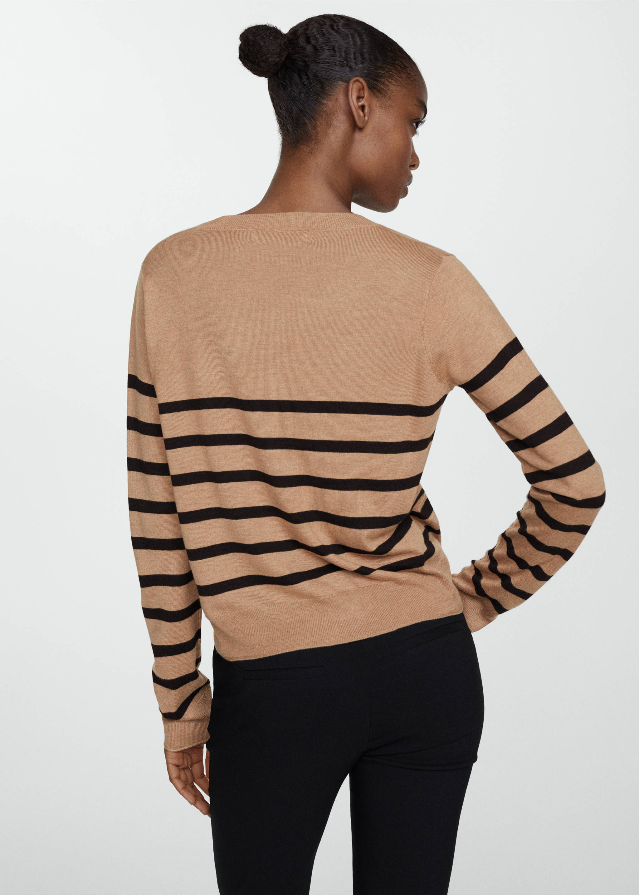 Striped fine-knit sweater - Reverse of the article, Medium Brown. Ref: 67020461-00.