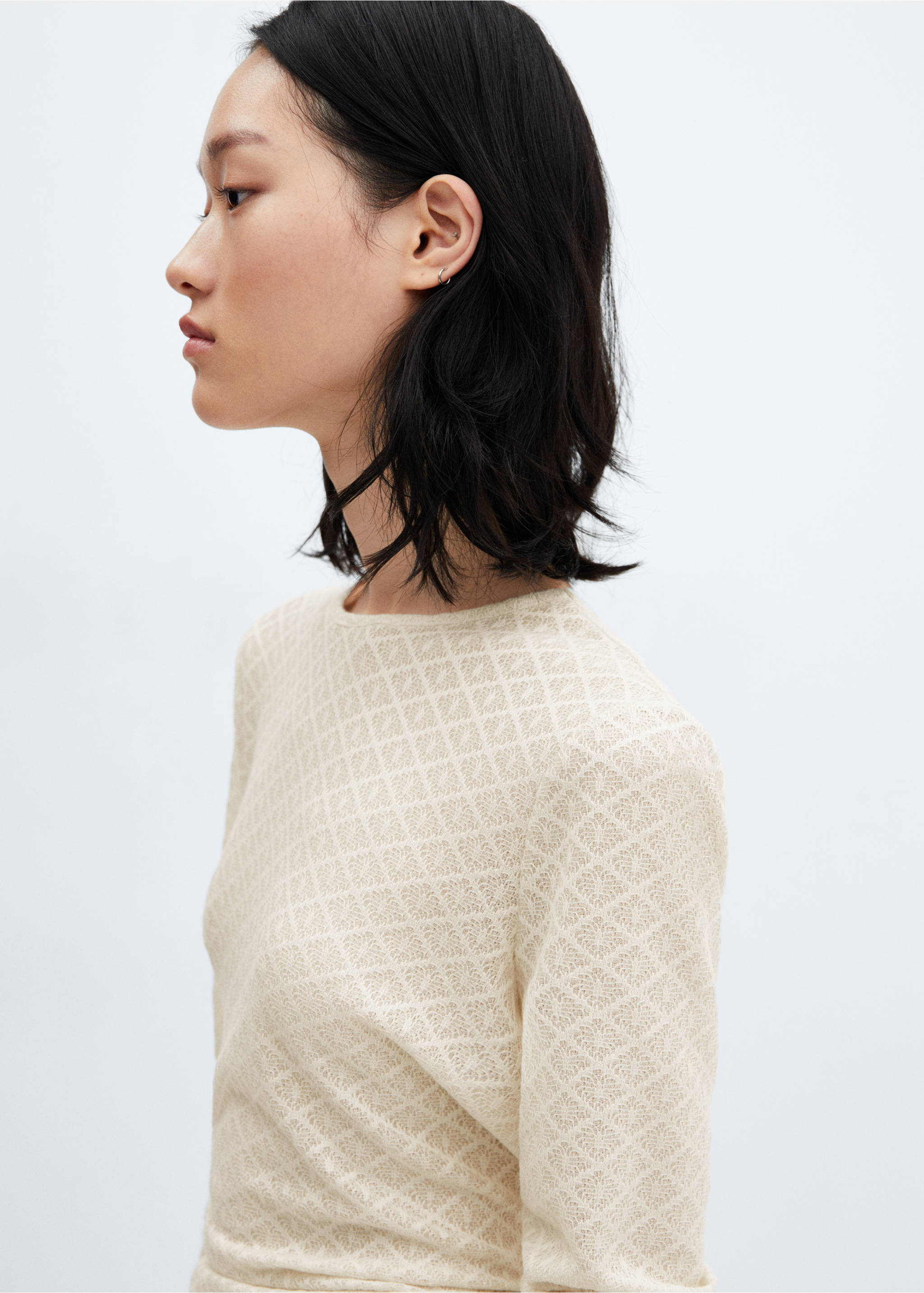 Textured knit t-shirt - Details of the article 1, Ecru. Ref: 67020467-00.