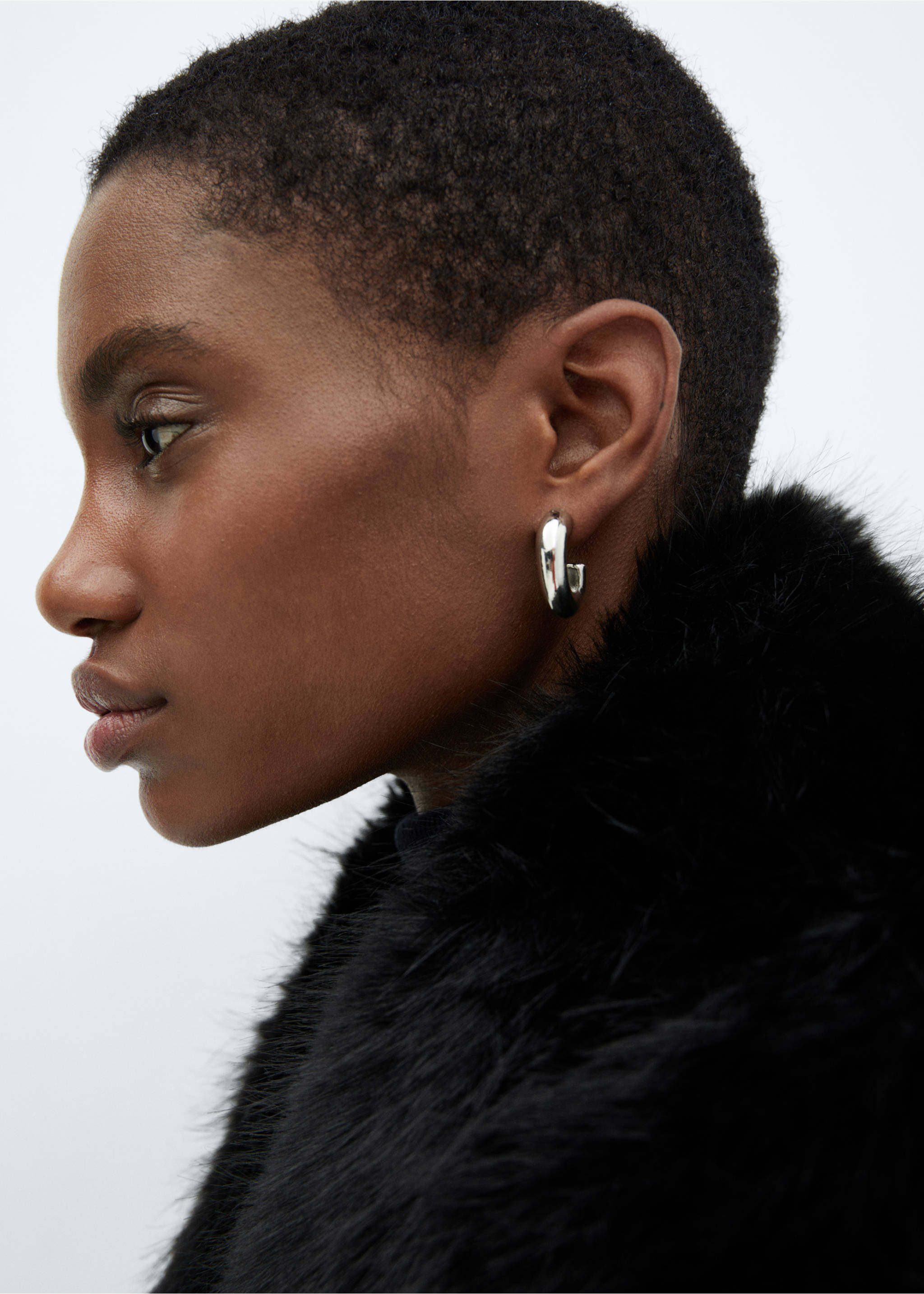 Manteco wool coat with detachable fur collar - Details of the article 1, Black. Ref: 67020469-00.