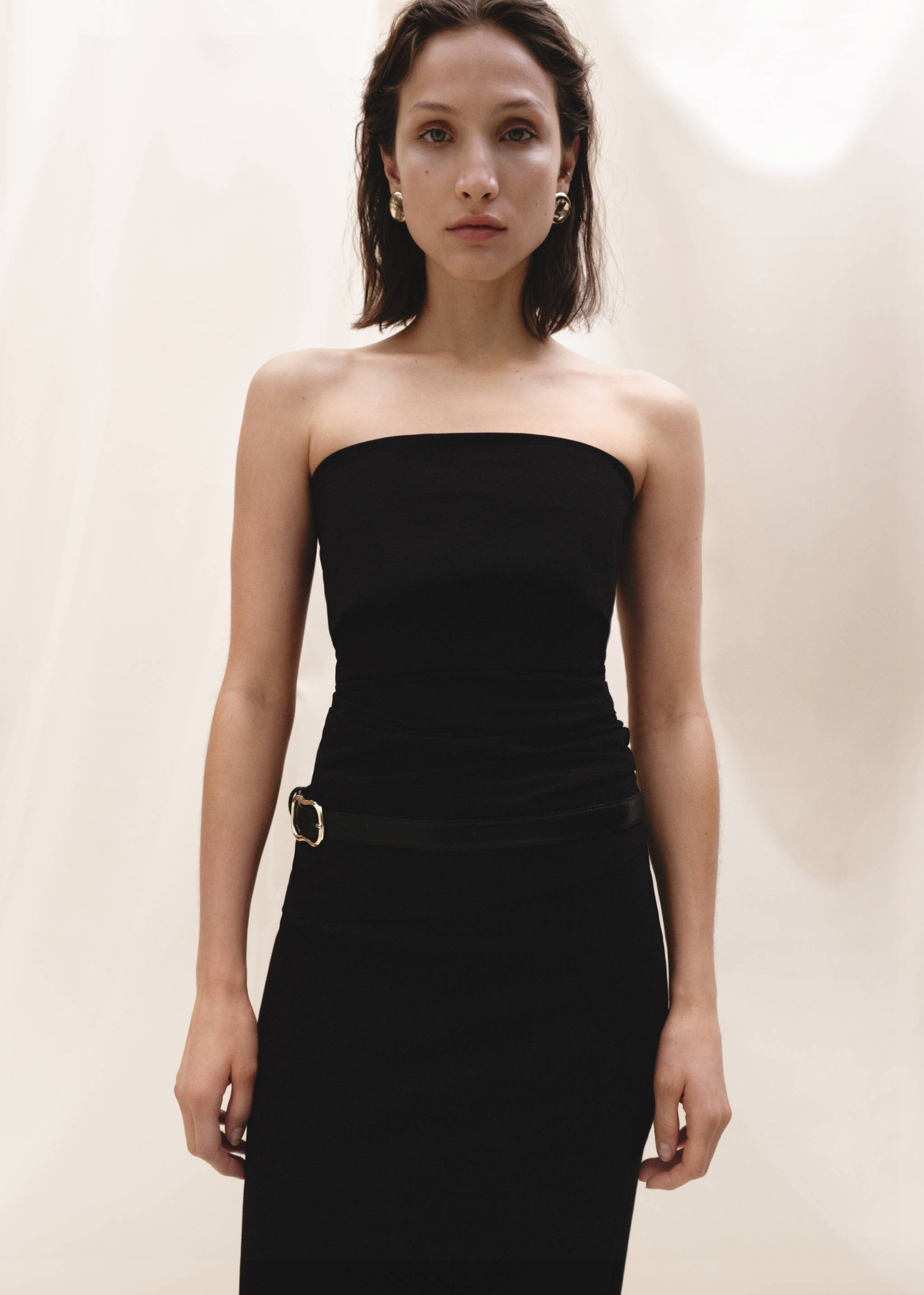 Pencil skirt with Rome-knit opening - Details of the article 6