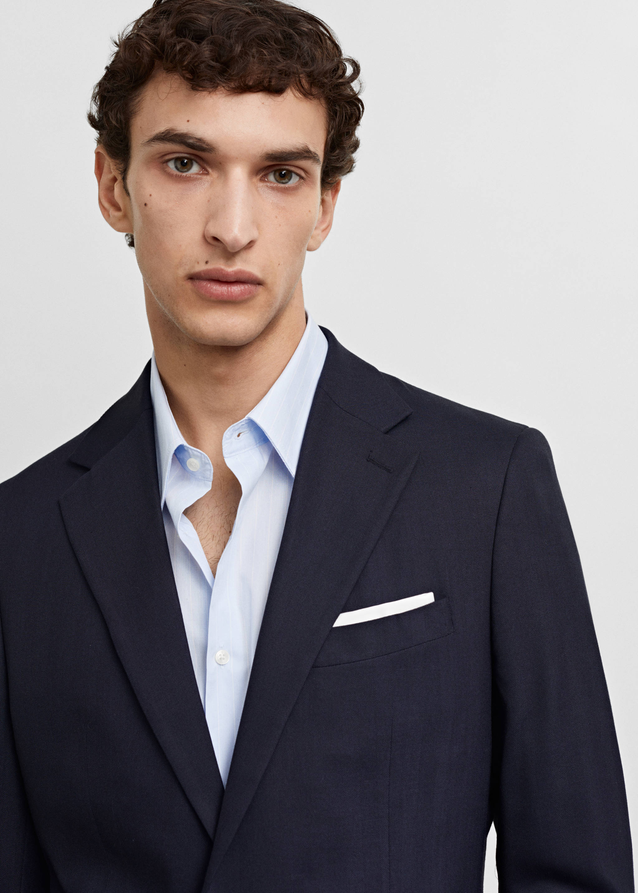 Slim-fit cold wool herringbone suit jacket - Details of the article 1