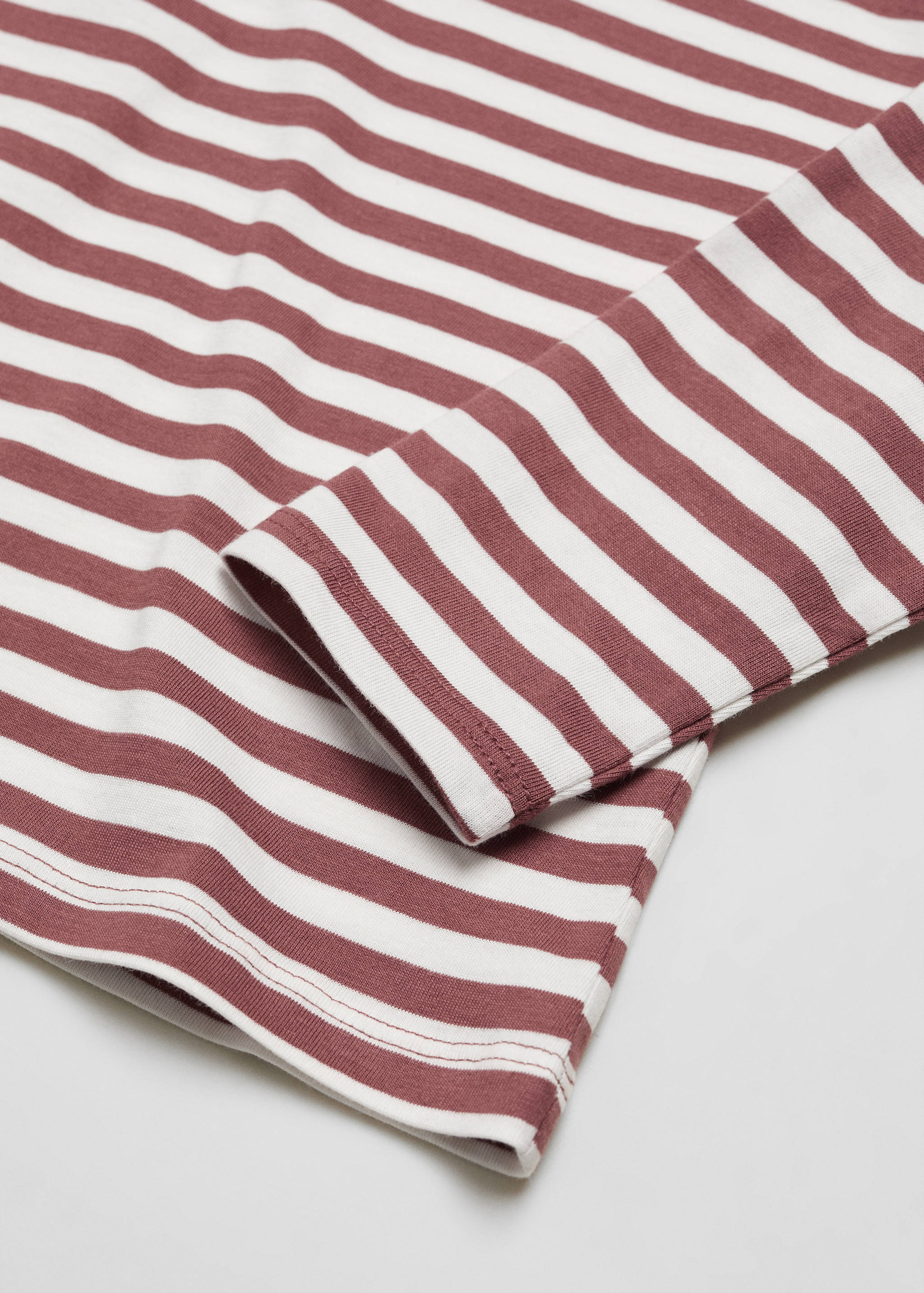 Langärmliges T-Shirt mit Streifen - Detail des Artikels 0