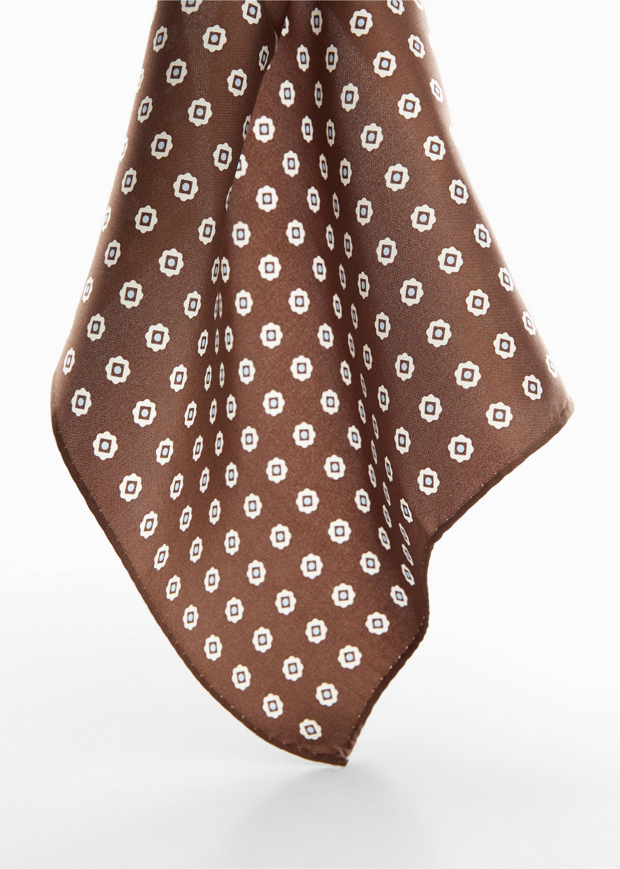 100% silk pocket square - Medium plane, Brown. Ref: 67020672-00.
