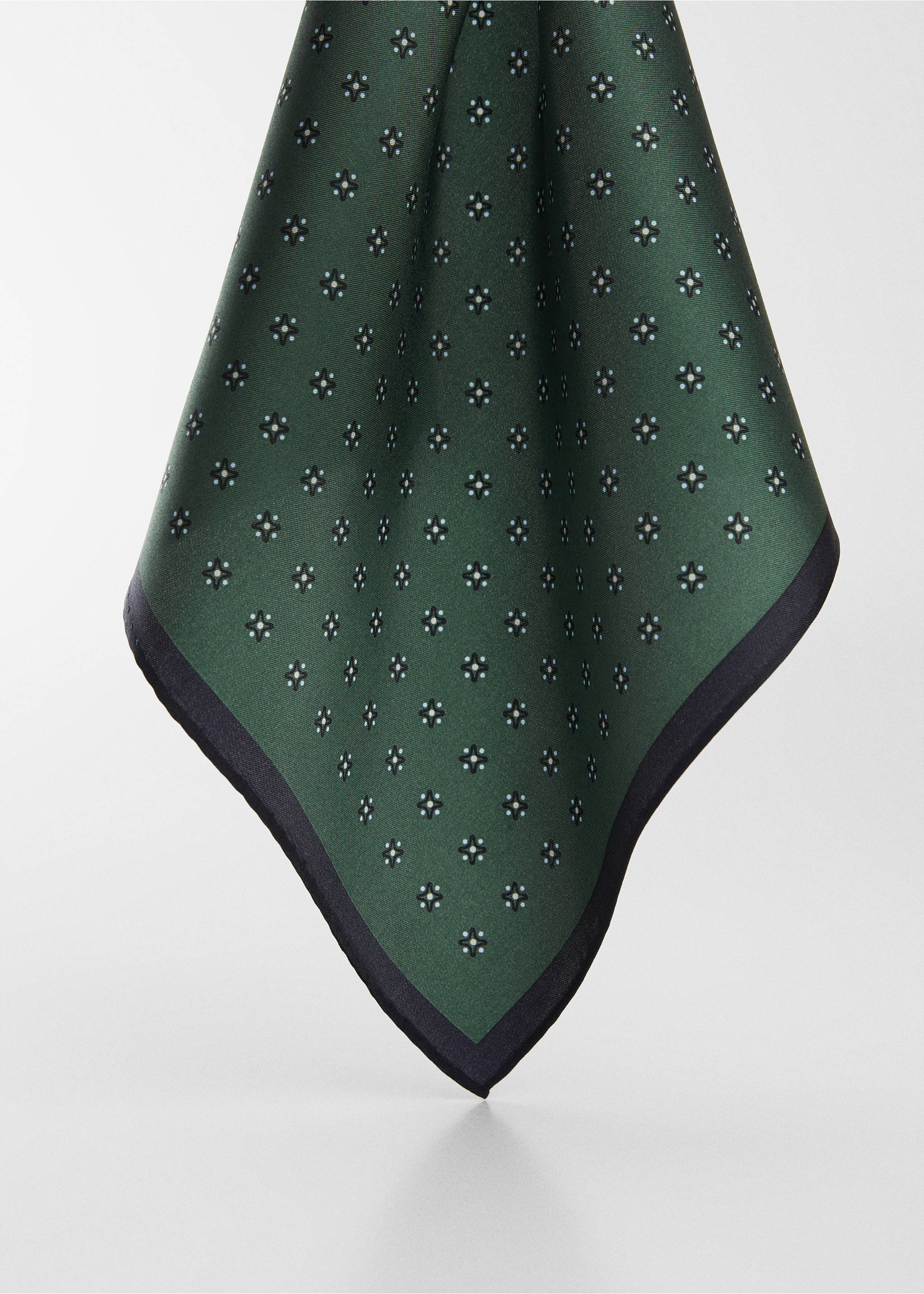 Printed silk pocket square - Medium plane, Dark Green. Ref: 67020673-00.