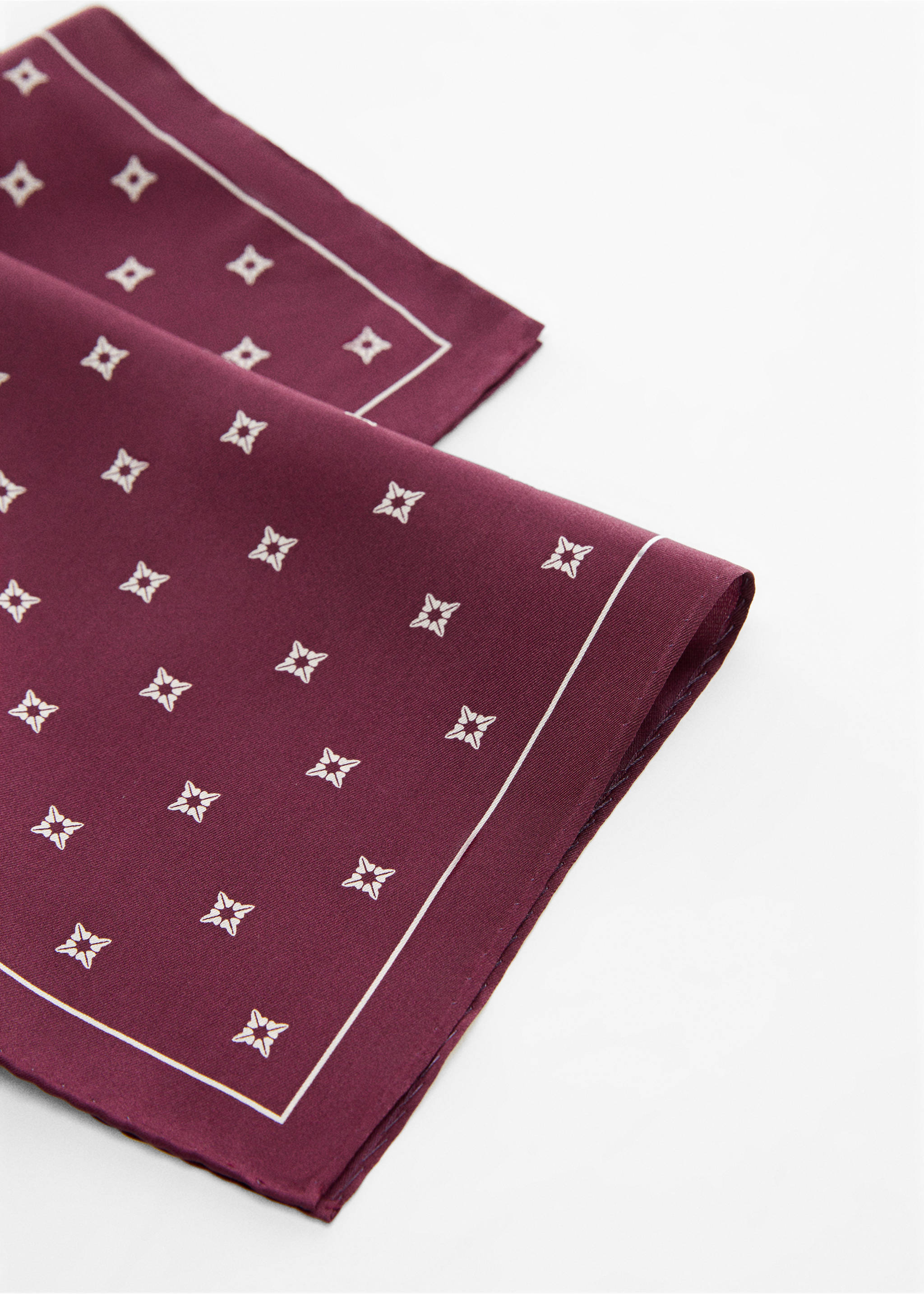 100% silk pocket square - Details of the article 1, Burgundy. Ref: 67020674-00.